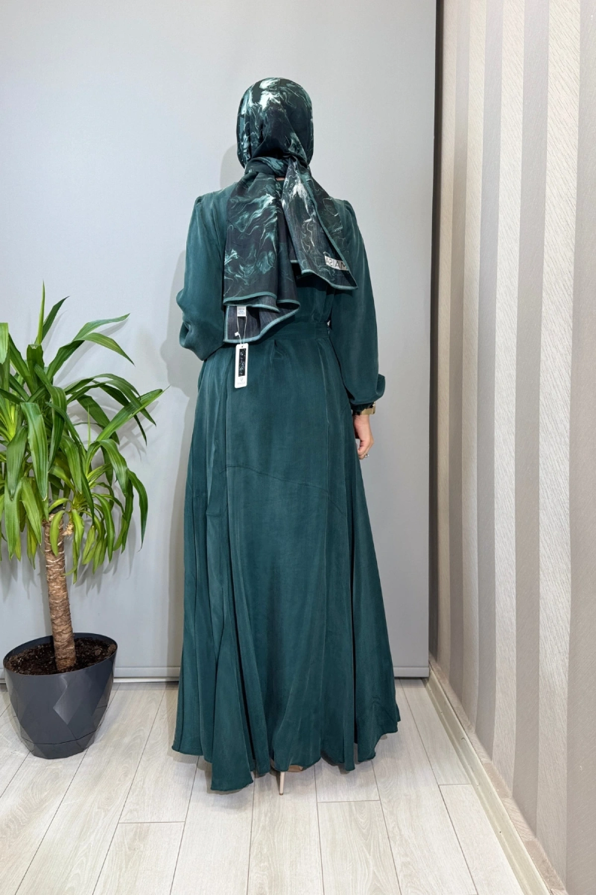 Misswhence Parça Detaylı Cupro İpek Elbise Zümrüt 39842