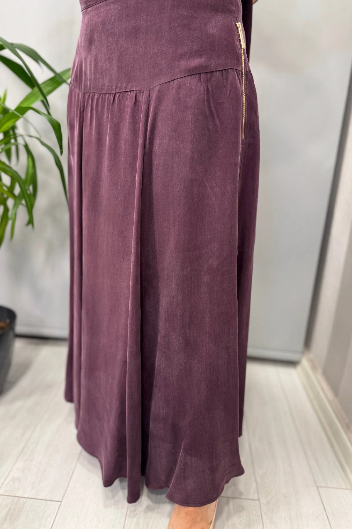 MissDalida Yandan Fermuarlı Kloş Cupro İpek Etek Bordo T25Y-2003