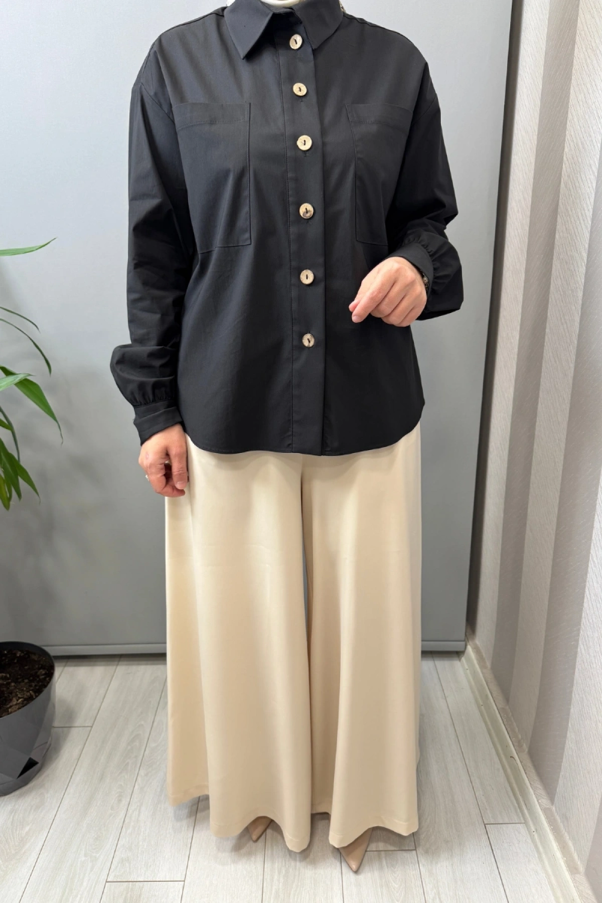 Almarwah Cep Detaylı Poplin Gömlek Siyah 101003