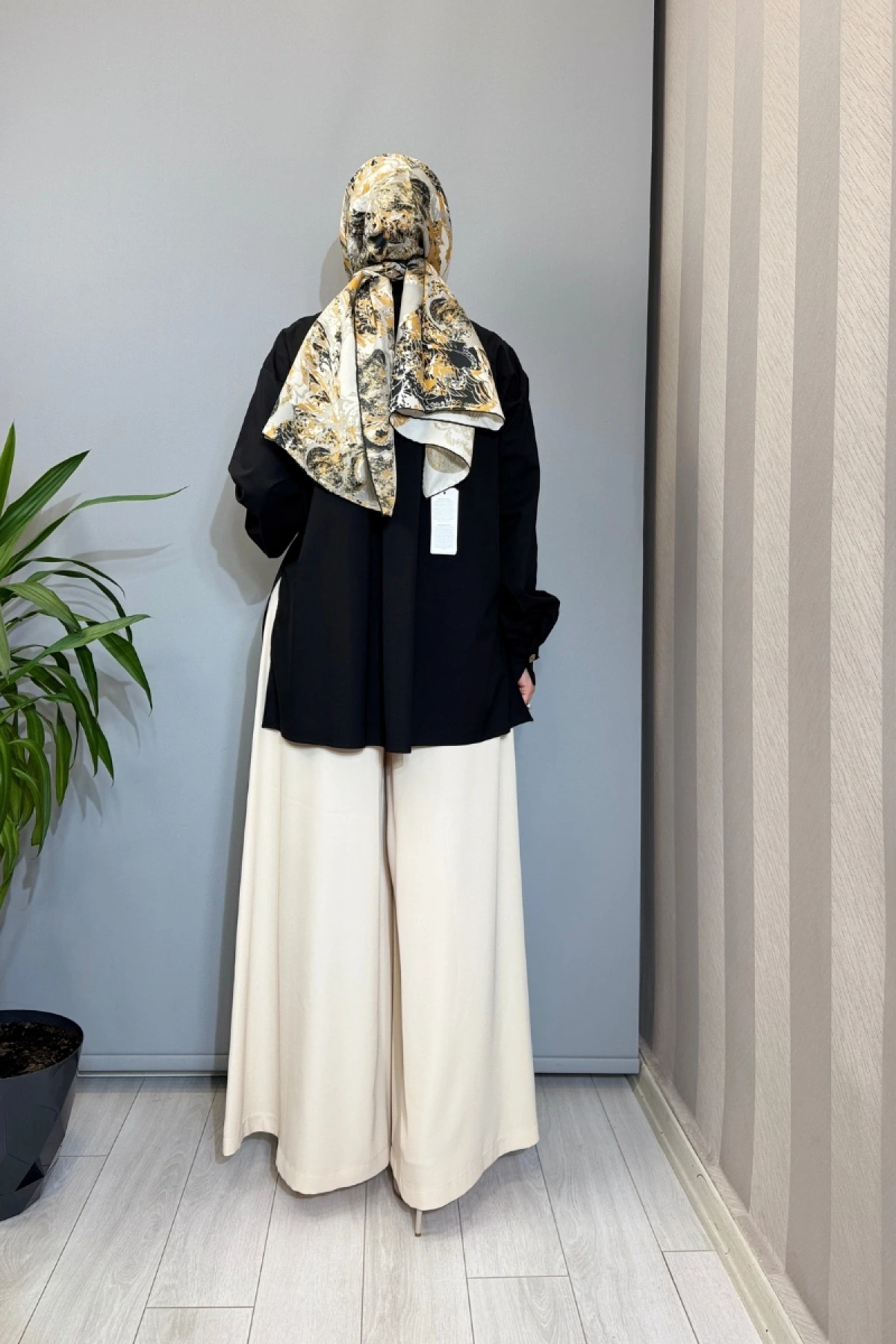 Almarwah Cep Detaylı Poplin Gömlek Siyah 101003