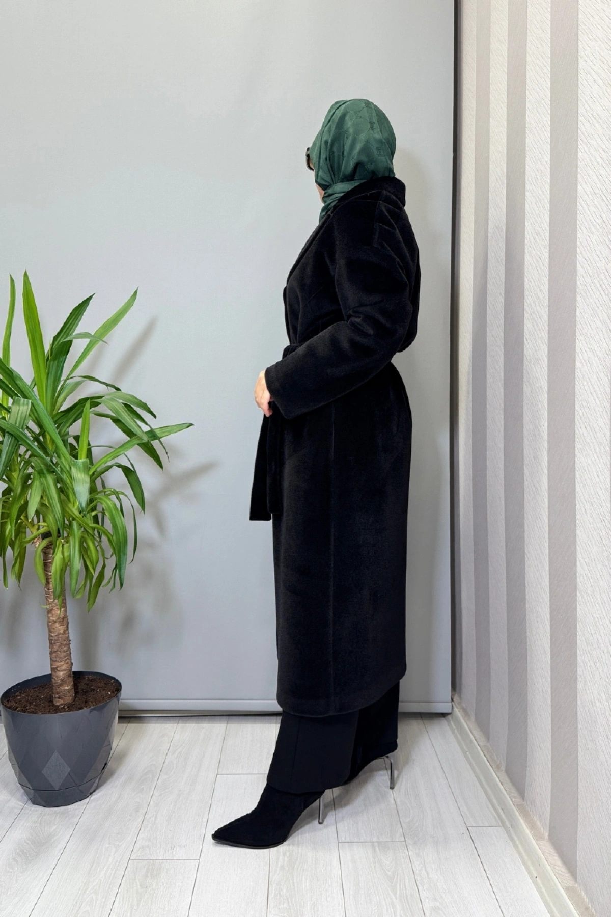 Almarwah Çıtçıtlı Kuşaklı Kaban Siyah 505322