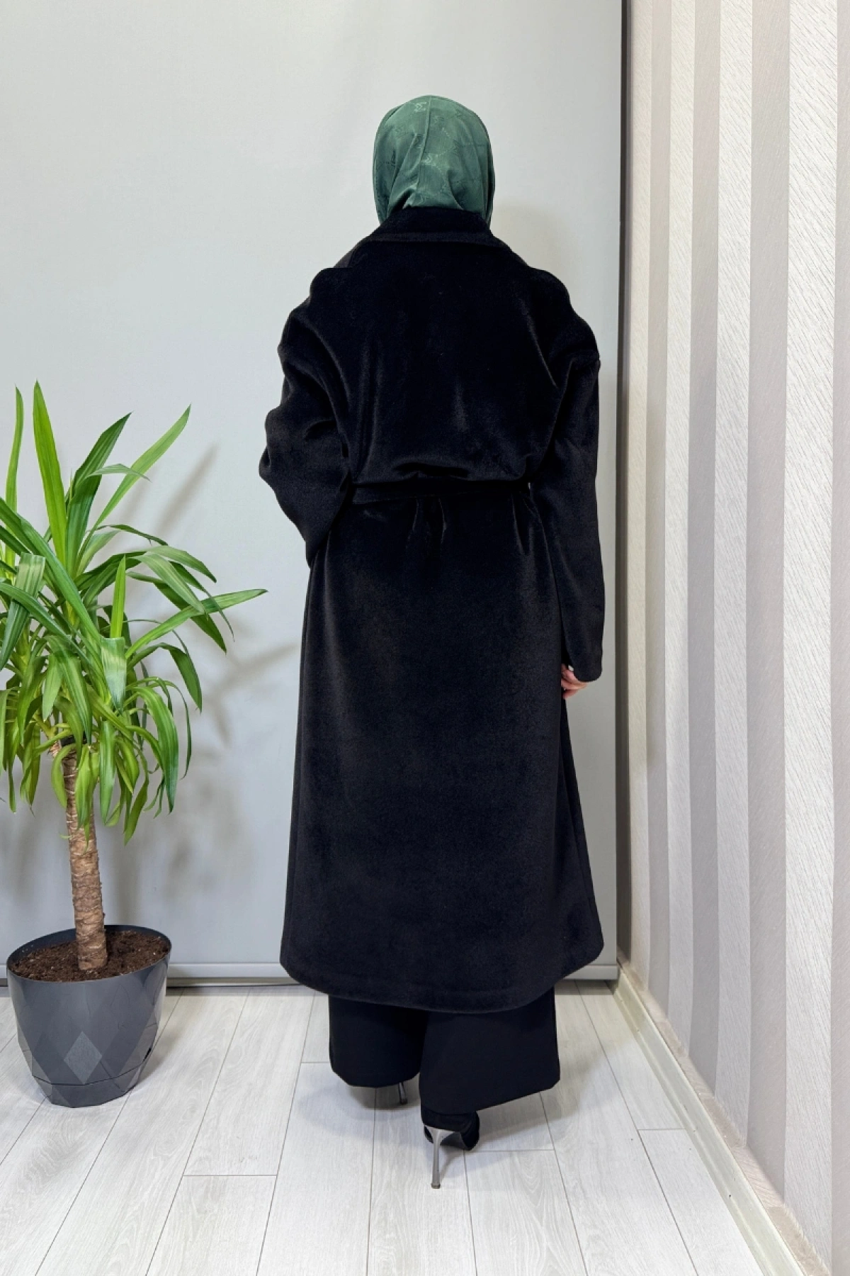 Almarwah Çıtçıtlı Kuşaklı Kaban Siyah 505322