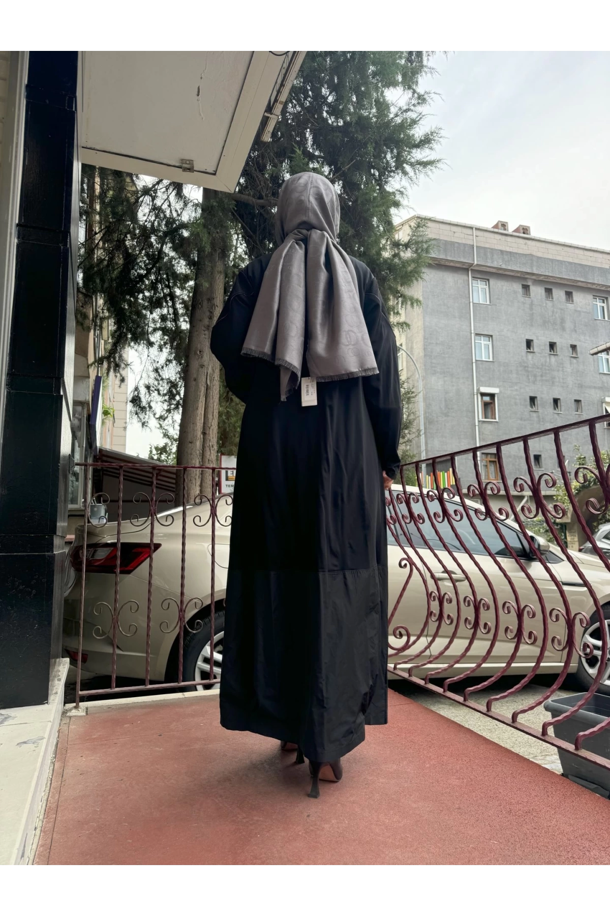Almarwah Mesh and Zipper Detailed Overcoat Black 404877