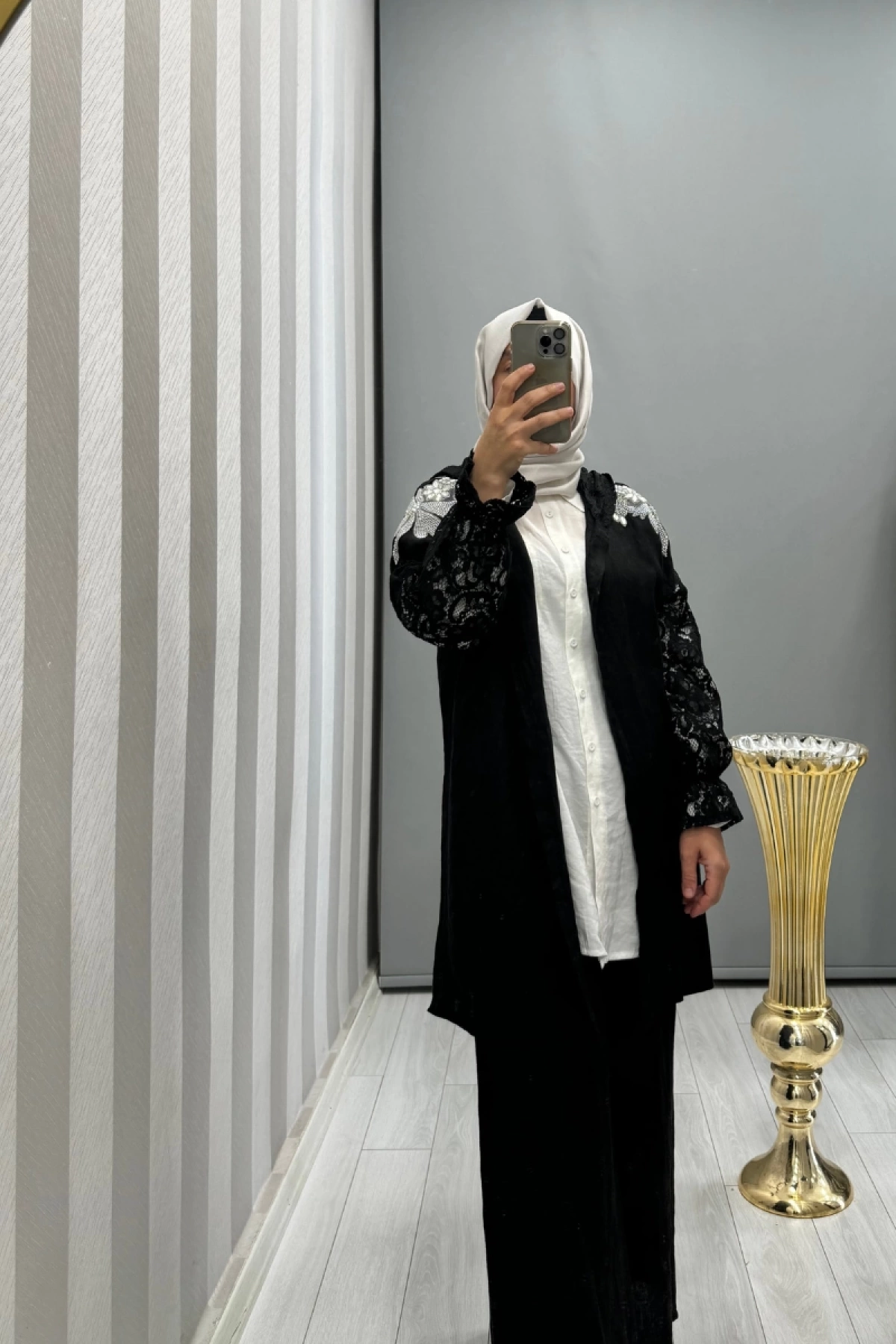Dressing Room İthal Dantel ve Taş Detaylı Kapüşonlu Ceket Siyah Y71882
