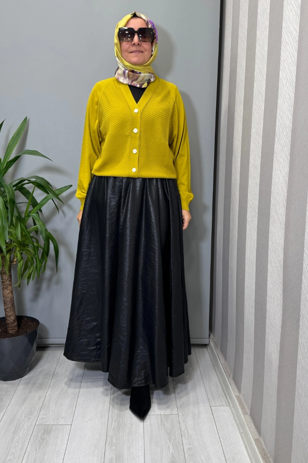 Ghisa Deri Etek Siyah 26KGSETK5383