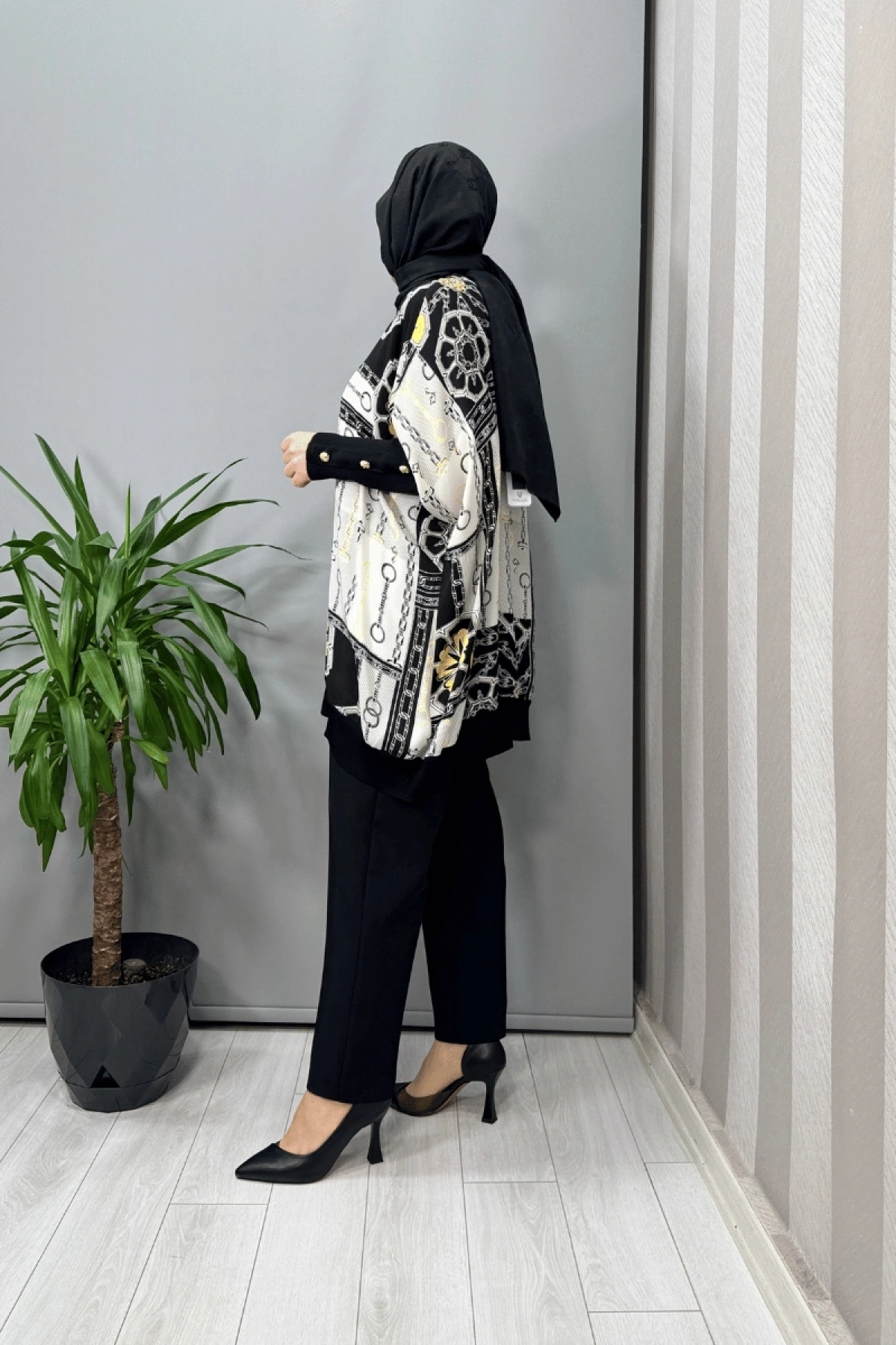 Ghisa Desenli Tunik Siyah-Sarı 25YÖRTNK4016