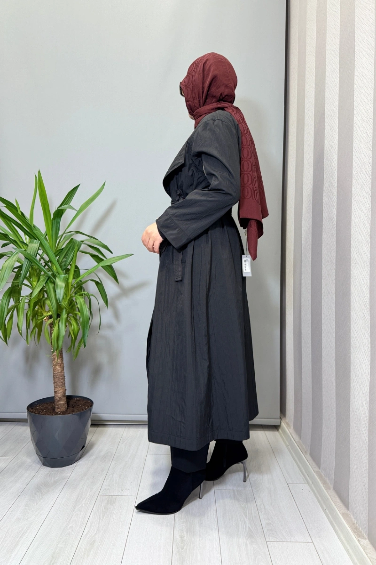 Ghisa Fermuar Detaylı Trenç Siyah 26KGSPRD2684