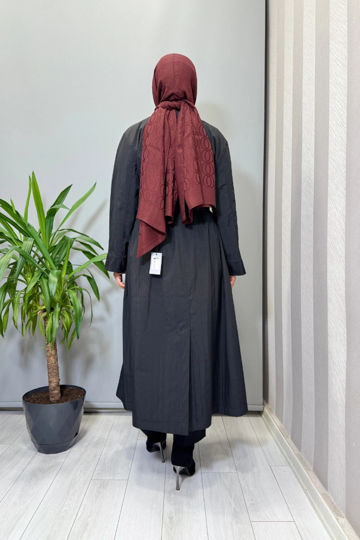 Ghisa Fermuar Detaylı Trenç Siyah 26KGSPRD2684