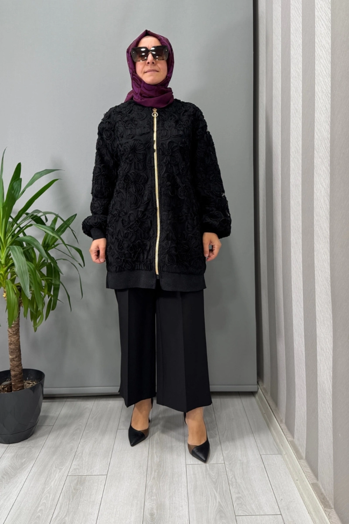 Ghisa Gül Detaylı Kap Siyah 26KGSCKT3206