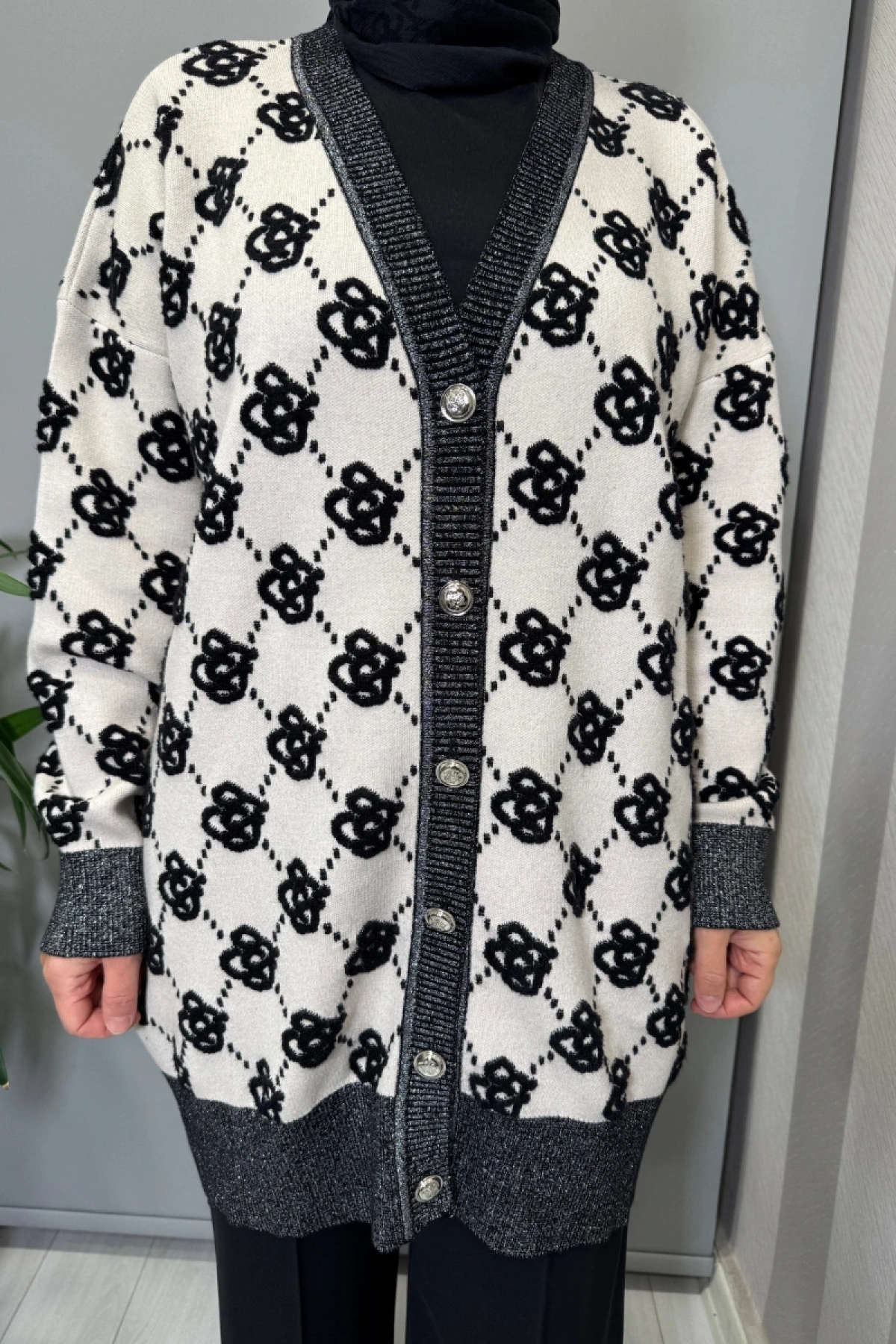 Ghisa Hırka Siyah-Ekru 26KOBHRK3347