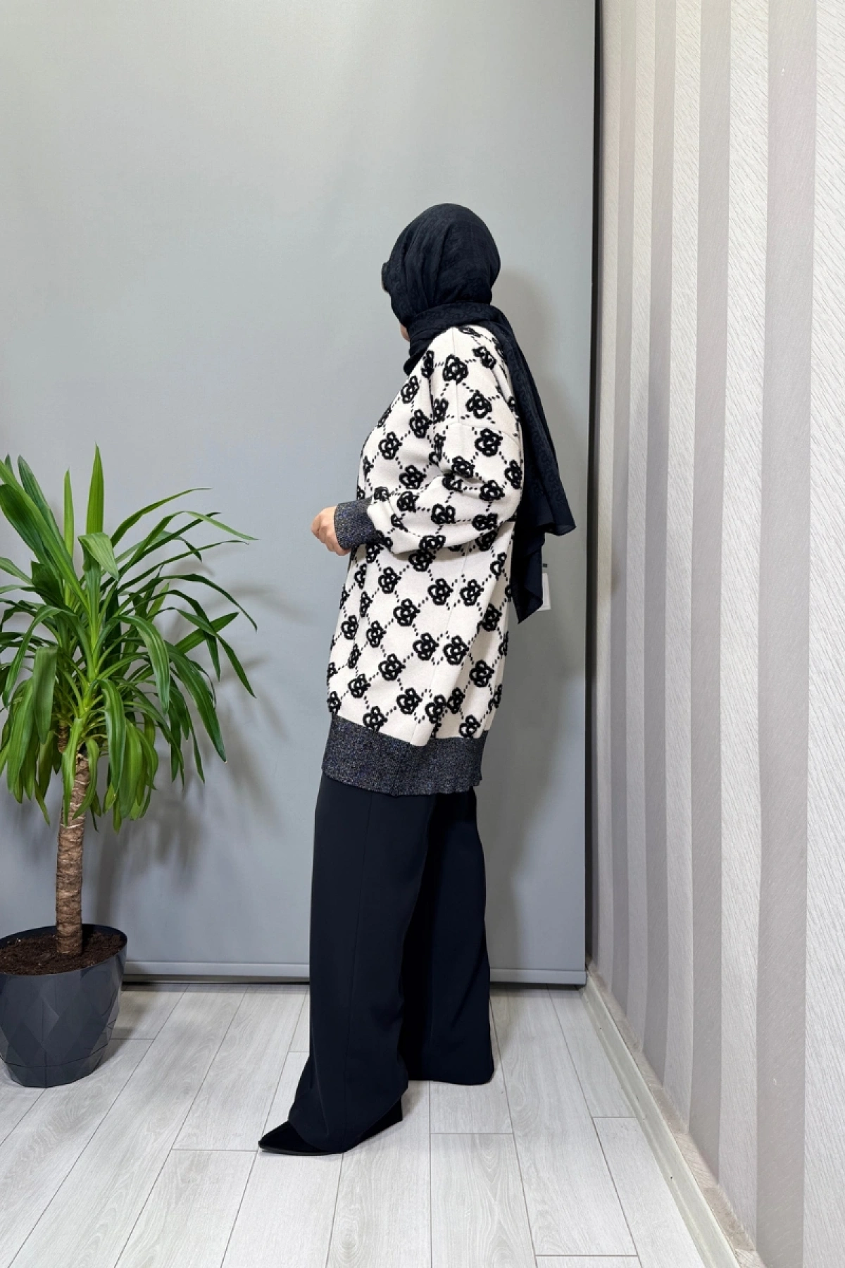 Ghisa Hırka Siyah-Ekru 26KOBHRK3347