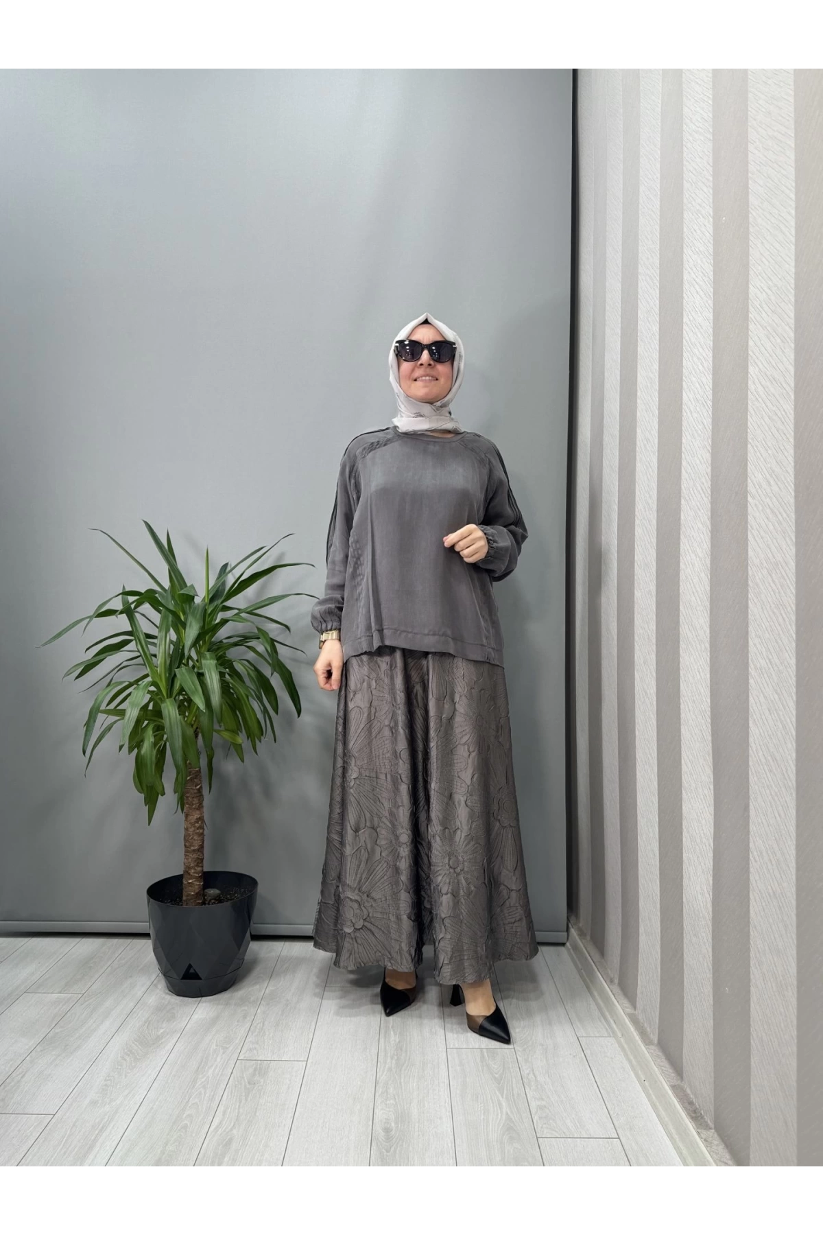 Ghisa Jakar Dokuma Etek Gri 25YGSETK5320