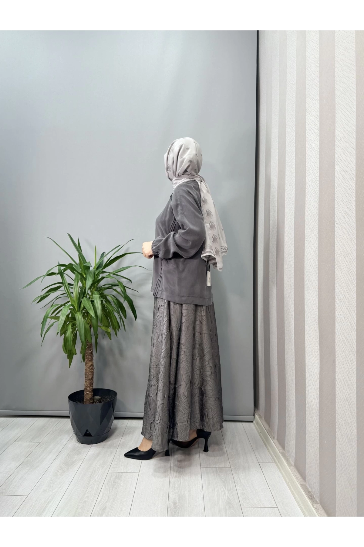 Ghisa Jakar Dokuma Etek Gri 25YGSETK5320