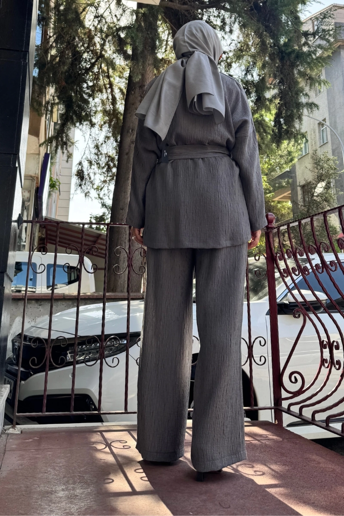 Ghisa Kuşgözü Detaylı Gömlek Pantolon Takım Gri 5KGSTKM4682
