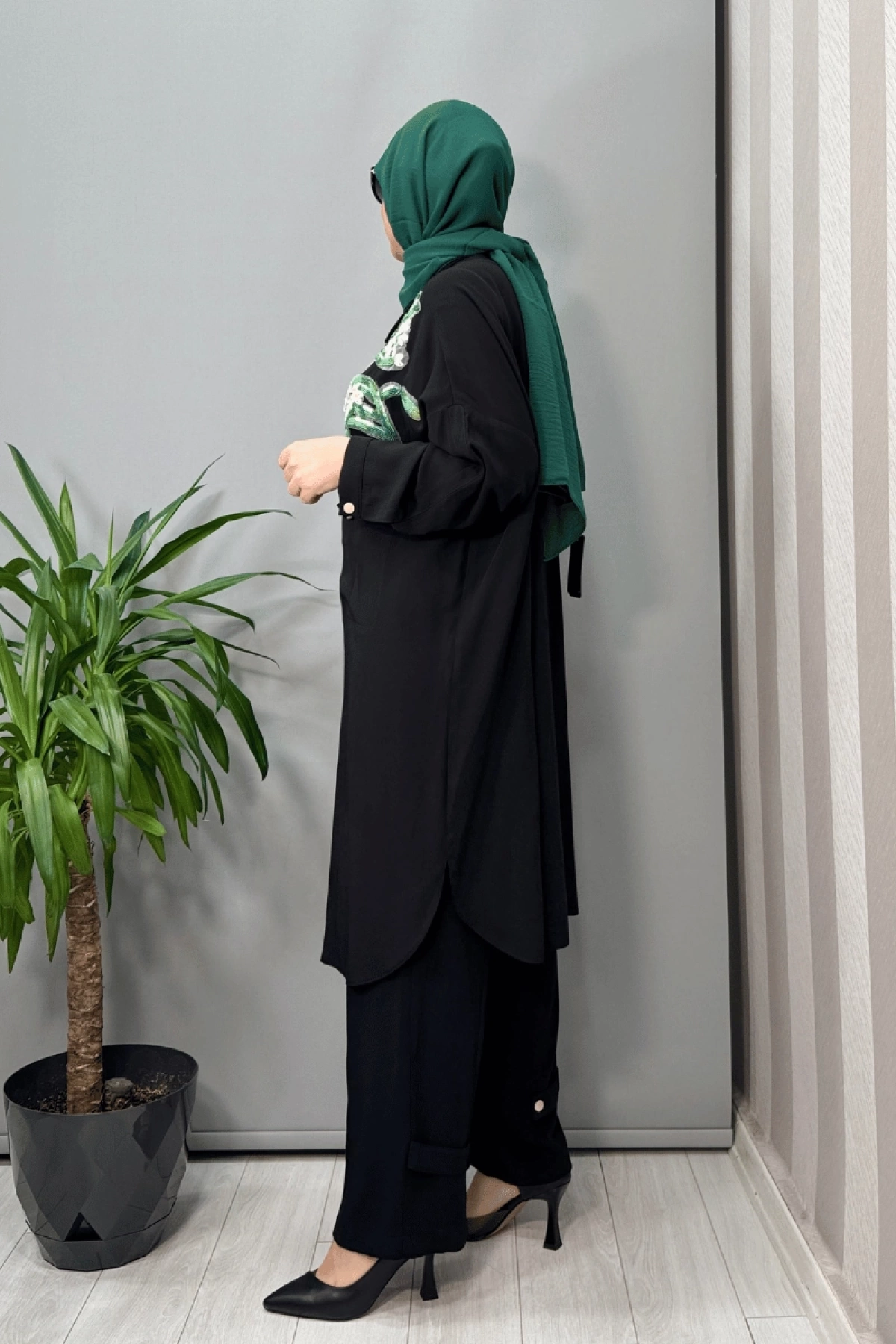 Ghisa Takım Siyah 25YGSTKM4944