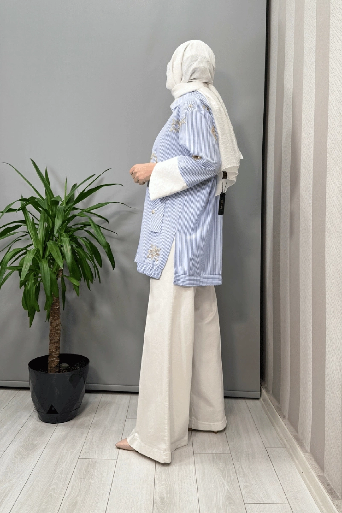 Ghisa Taş Detaylı Koton Ceket Mavi 25YGSTNK4854