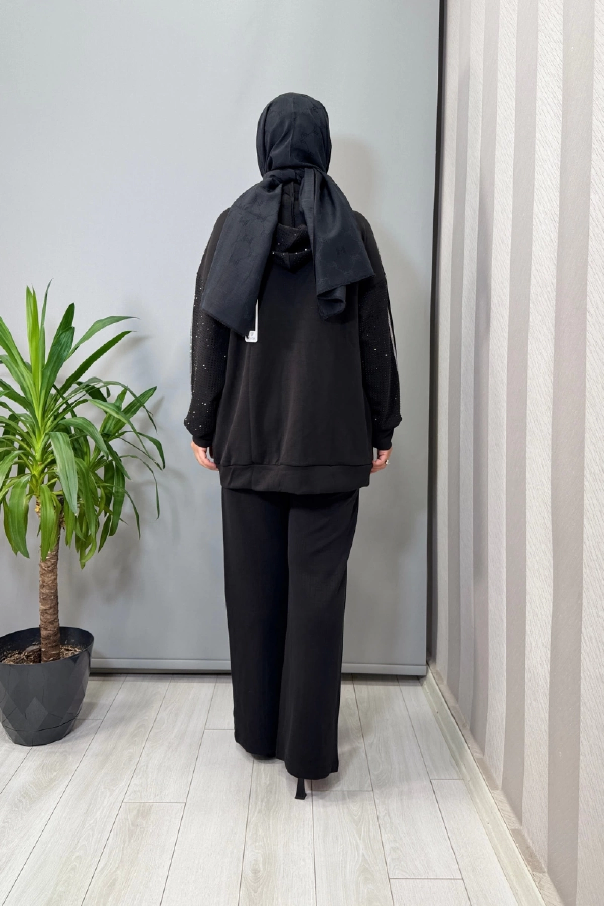 Ghisa Taşlı Tunik Takım Siyah 26KGÇTKM2451