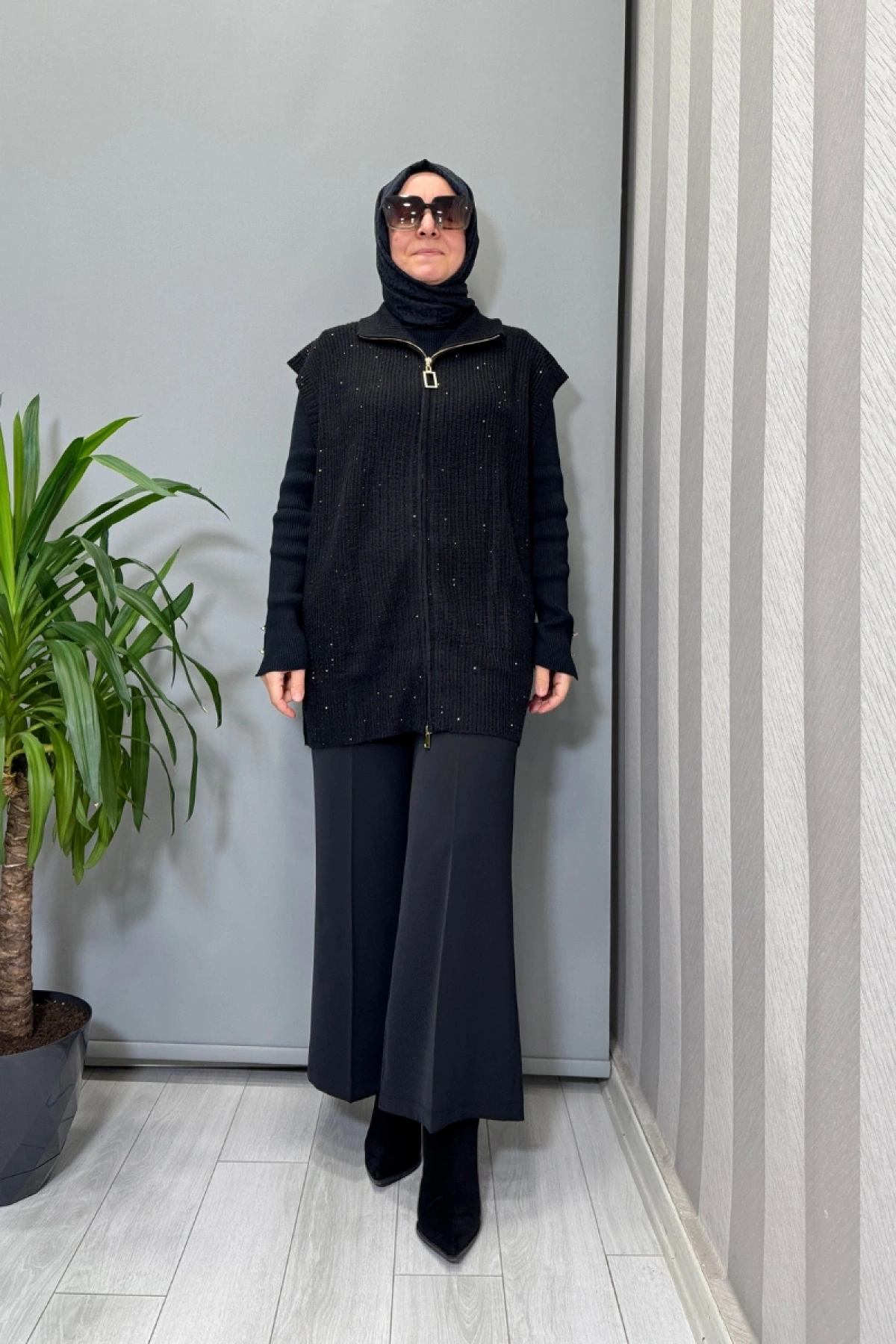 Ghisa Yelek Siyah 26KGSYLK3302