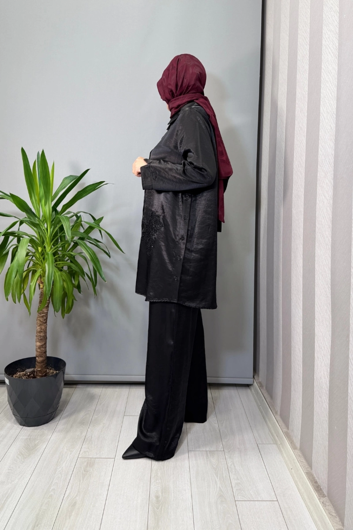 Lissmore Yandan Düğmeli İşlemeli Takım Siyah 5969