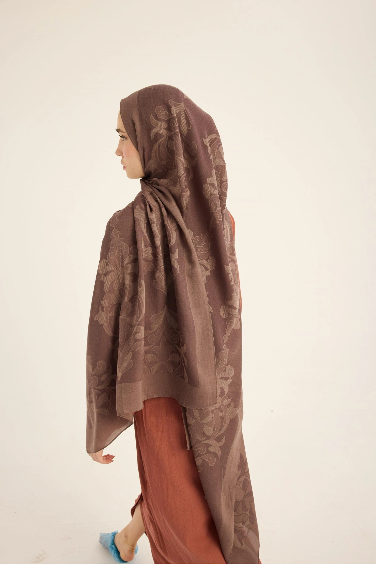 Maisa DURU İPEK PAMUK TENSEL ŞAL 70*190 CM - SÜTLÜ KAHVE