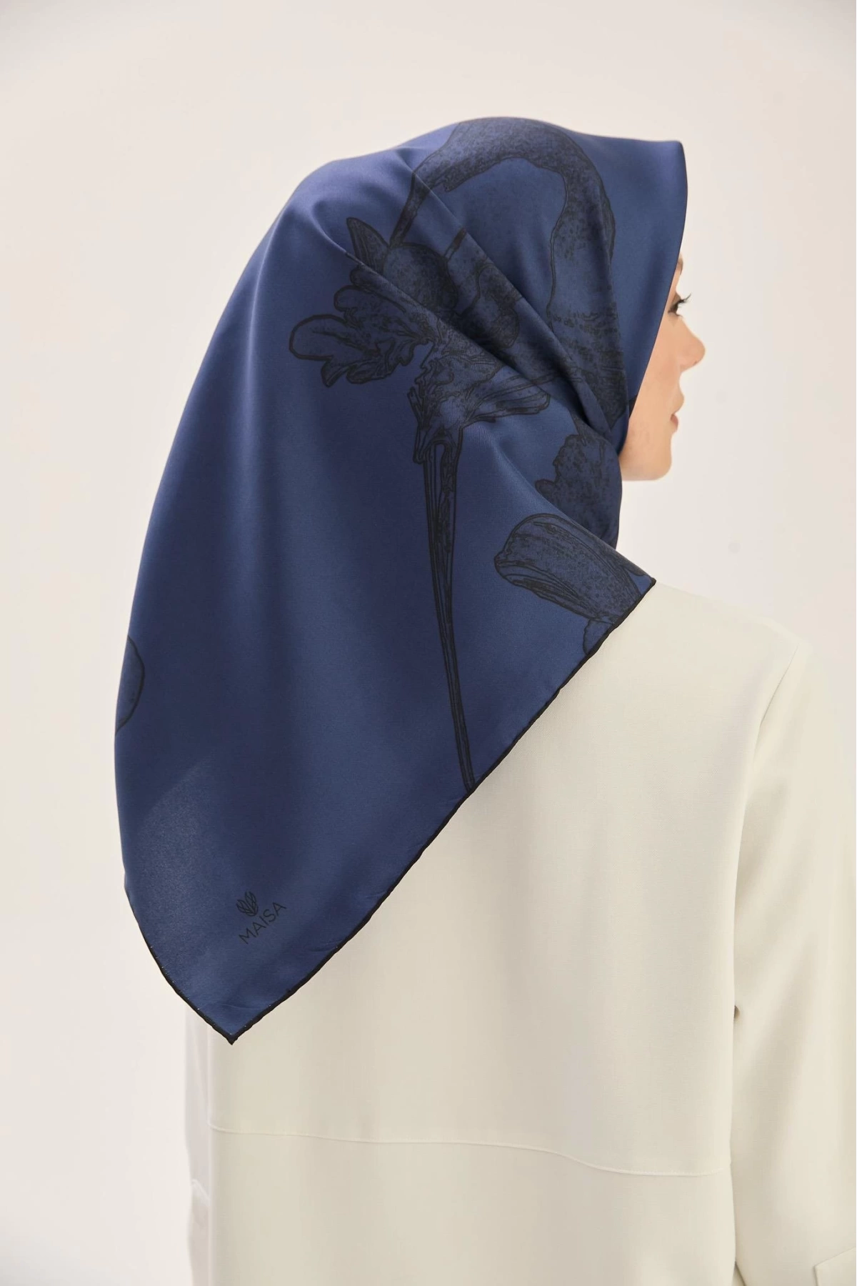 Maisa HALE TİVİL İPEK EŞARP 90*90 CM - GECE MAVİSİ