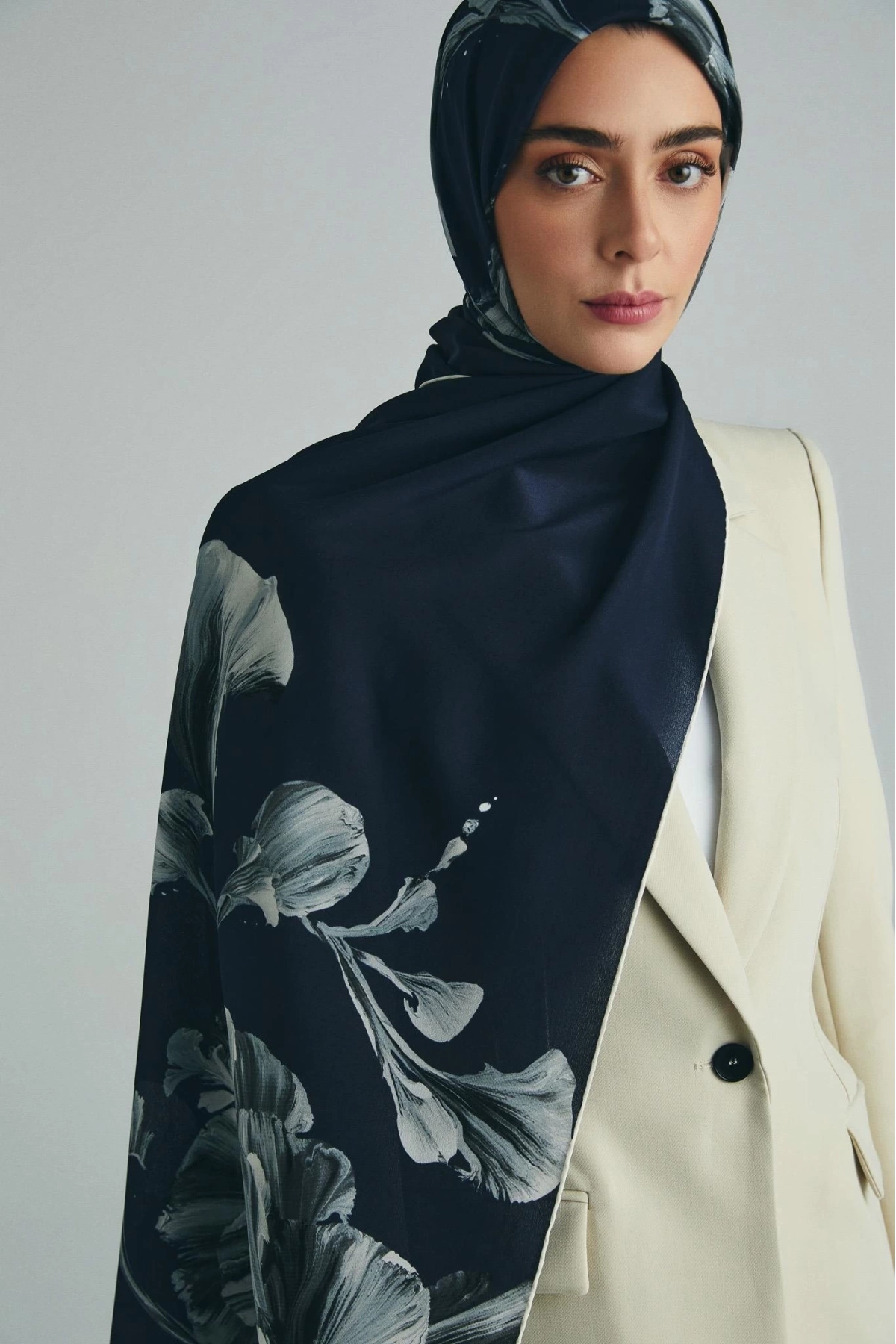 Maisa İLAY KREP İPEK ŞAL 70*190 CM - LACİVERT