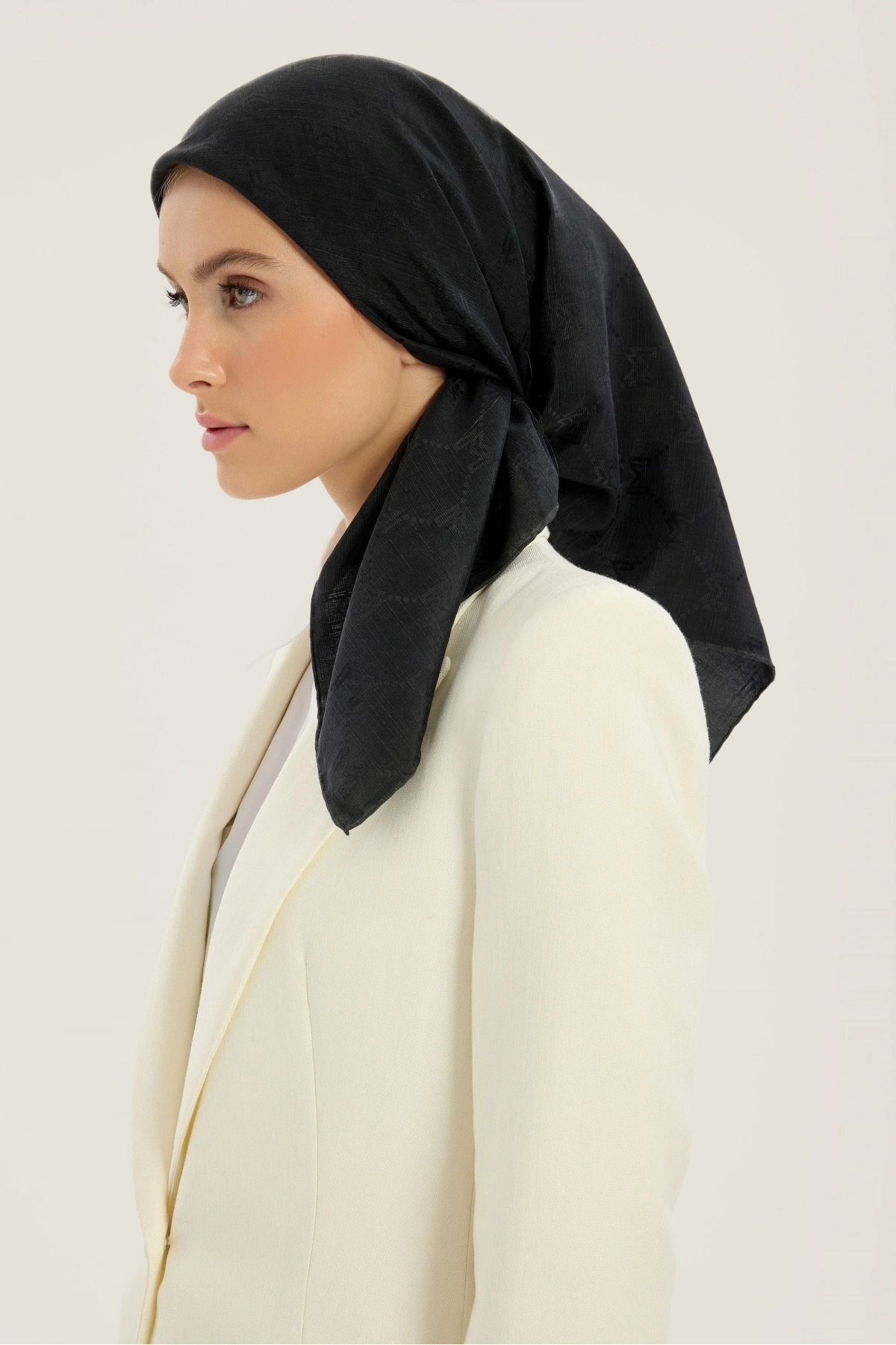 Maisa NEDA PAMUK İPEK EŞARP 90*90 CM - SİYAH