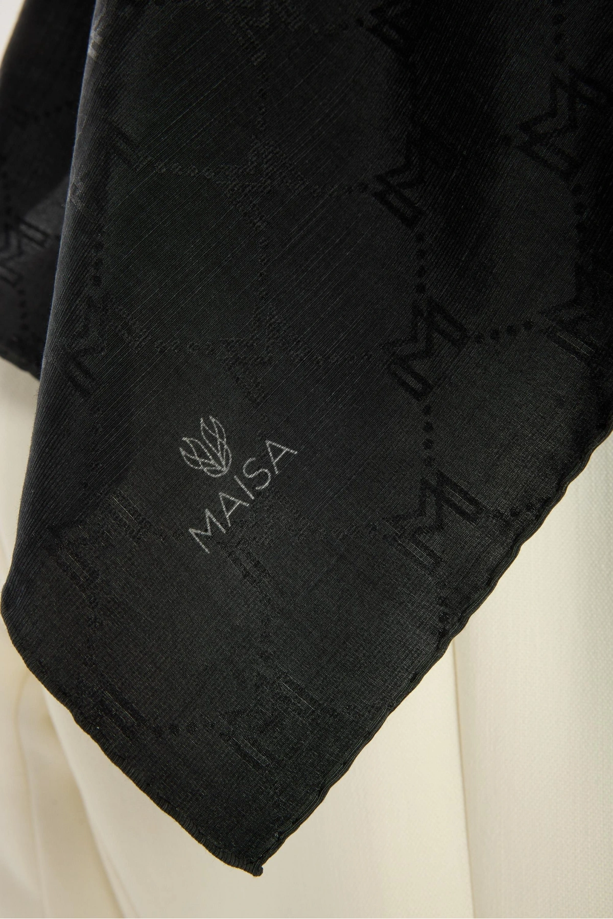 Maisa NEDA PAMUK İPEK EŞARP 90*90 CM - SİYAH