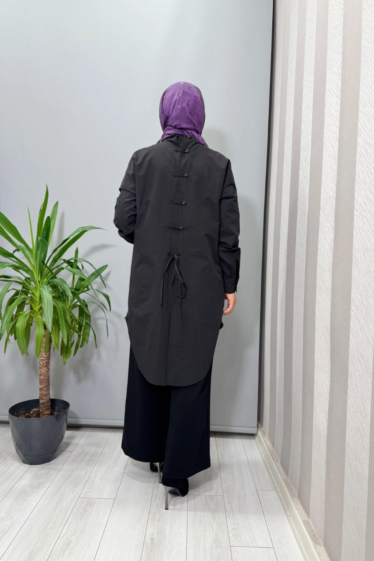 Mascara Arka Düğme Detaylı Tunik Siyah 56MK2117