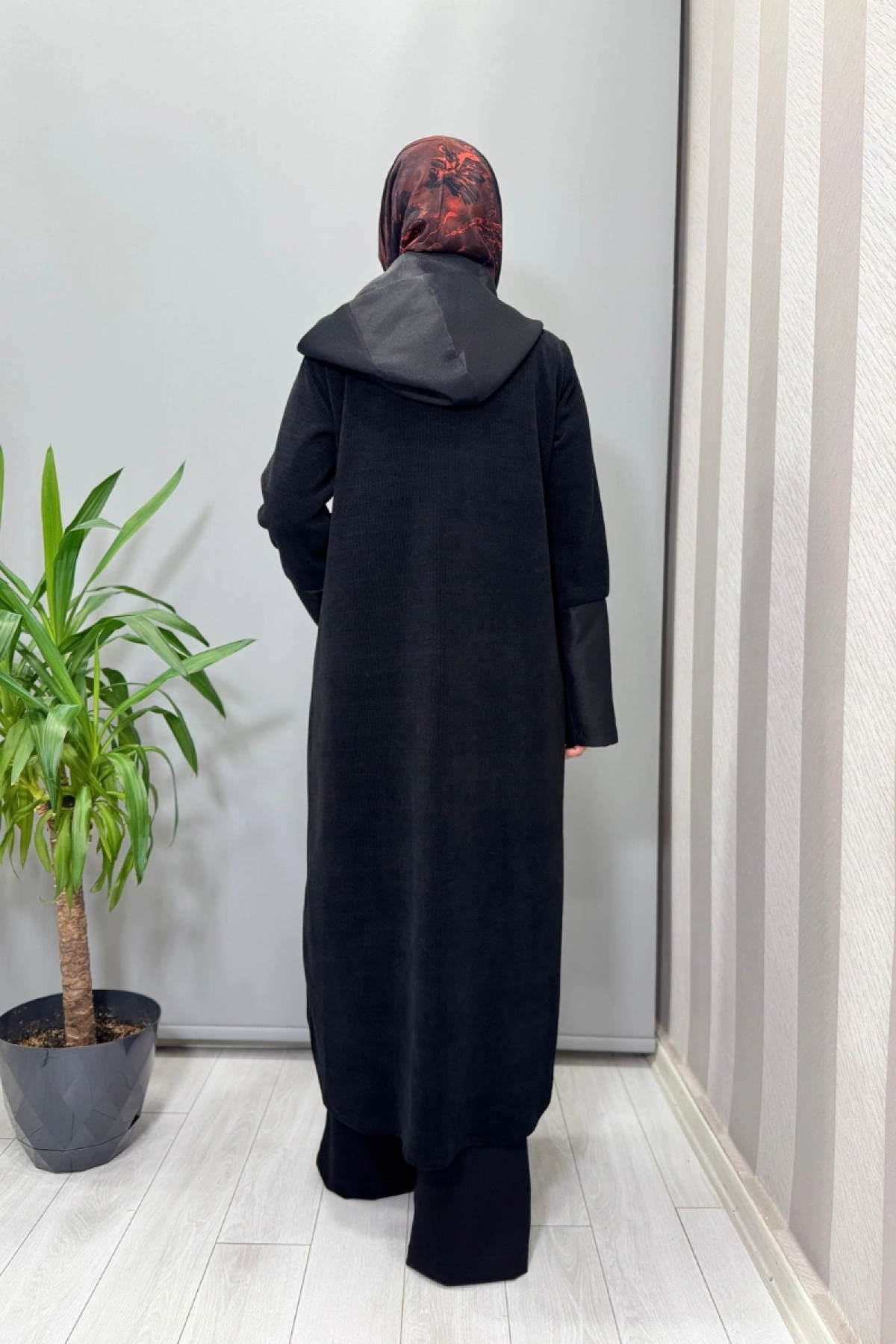 Mascara Önü Fermuarlı Kap Siyah 56MK6135