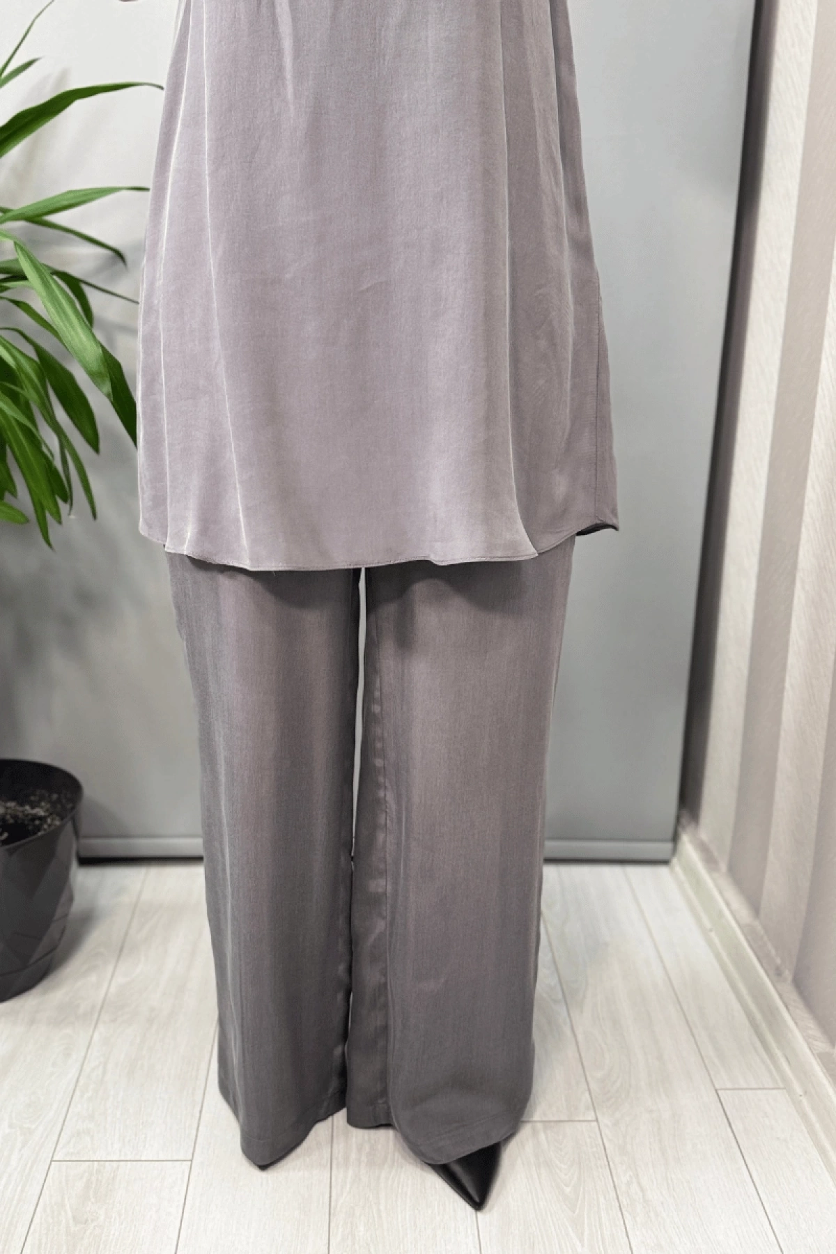 Miss Dalida Elastic Waist Wide Leg Cupro Pants Anthracite T25Y-7007