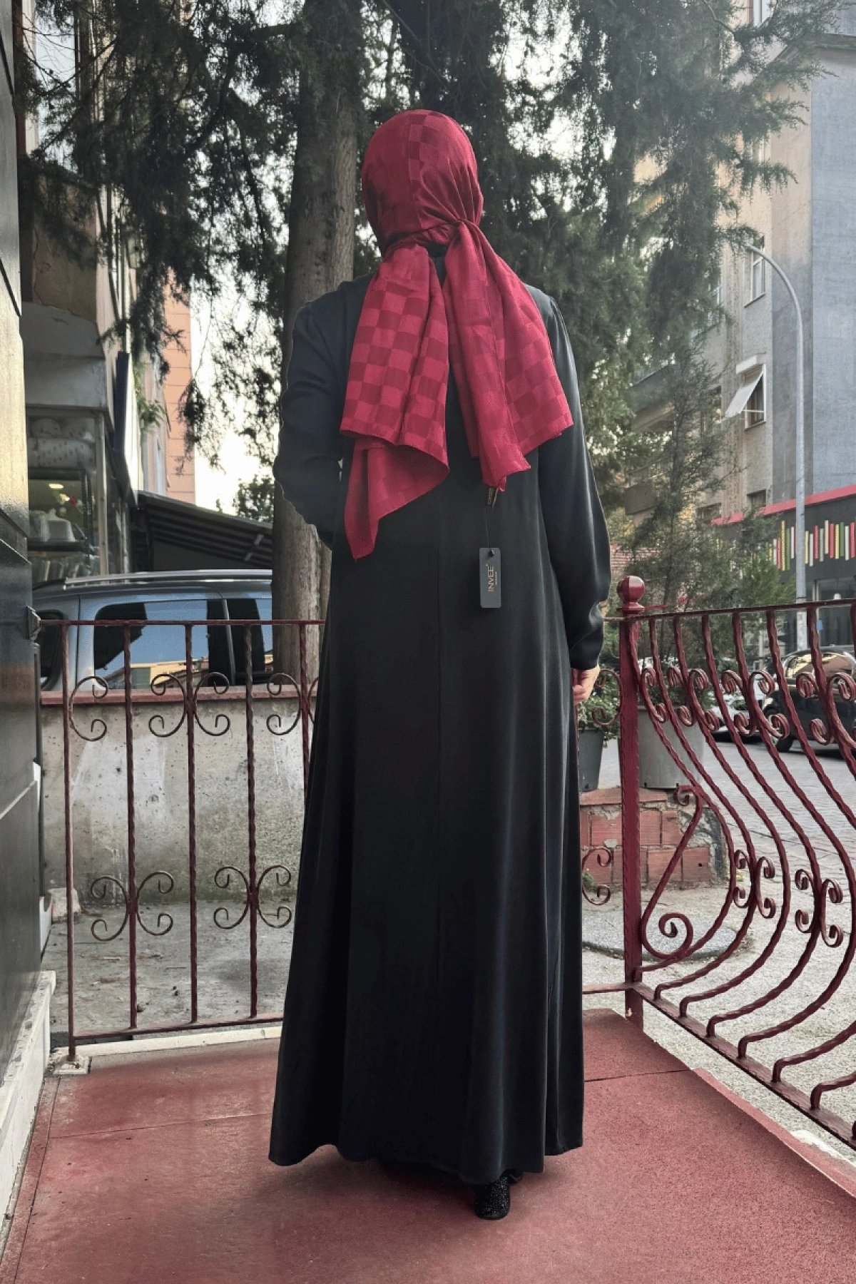 Miss Dalida Broş Detaylı Cupro Uzun Elbise Siyah T25K-4019