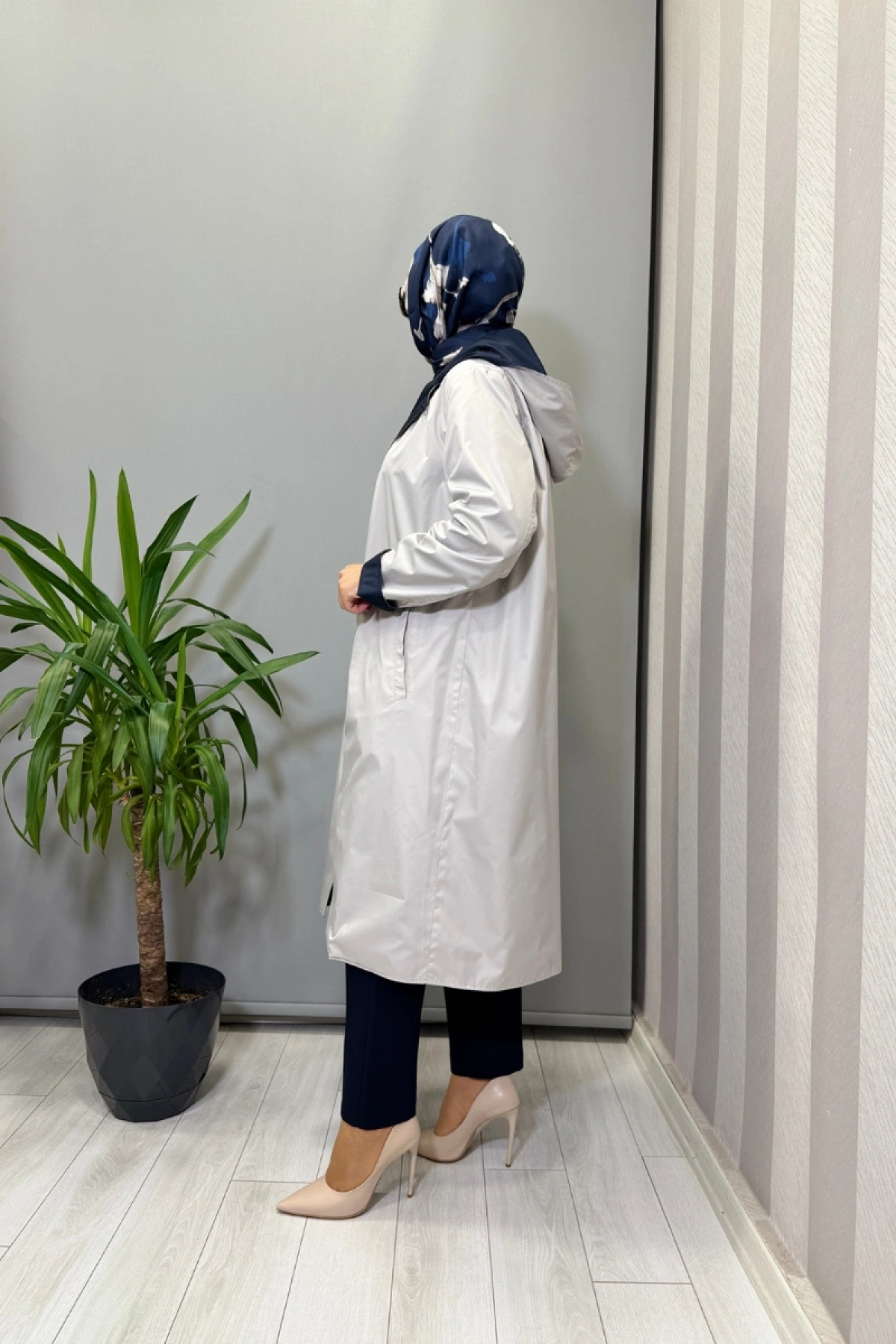 Miss Dalida Çift Taraflı Hafif Yumoş Mont Lacivert-Ekru T25PF-8012