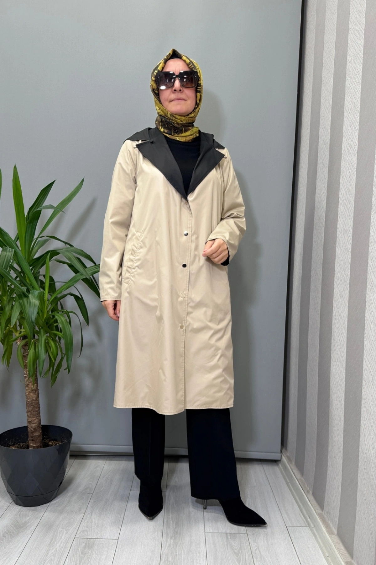 Miss Dalida Çift Taraflı Hafif Yumoş Mont Siyah-Bej T25PF-8012