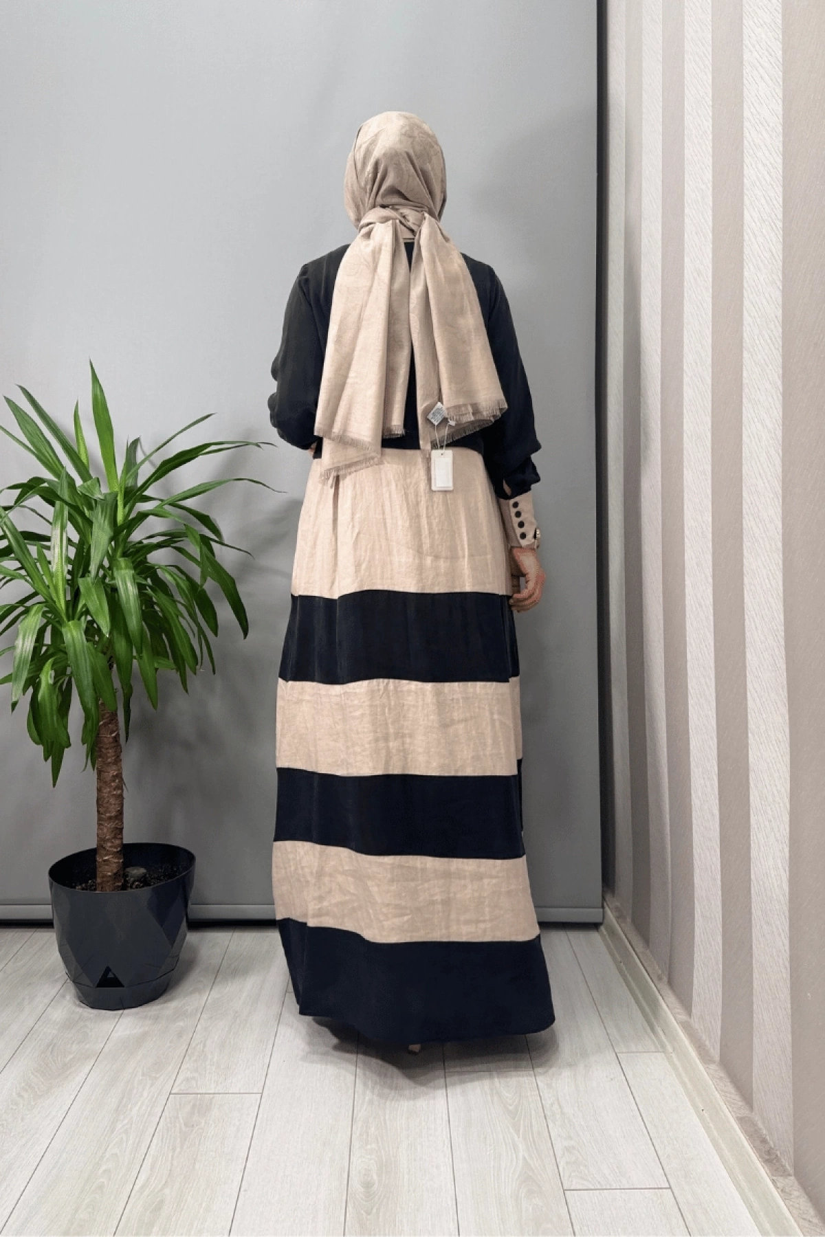 Miss Dalida Cupro Keten İki Renk Elbise Siyah T25Y-4107