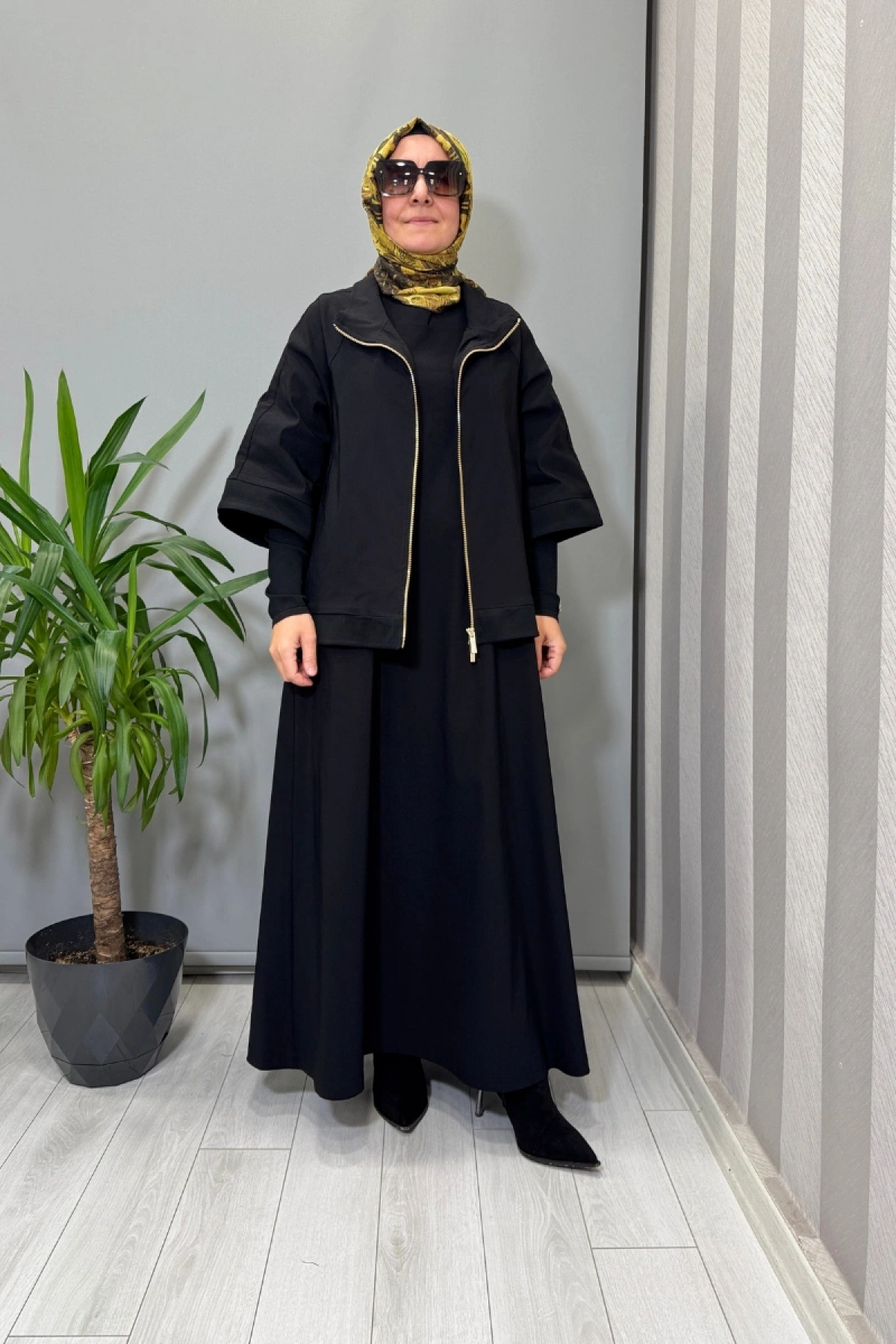 Miss Dalida Dik Yaka Fermuarlı Ceket Siyah T25PF-8203