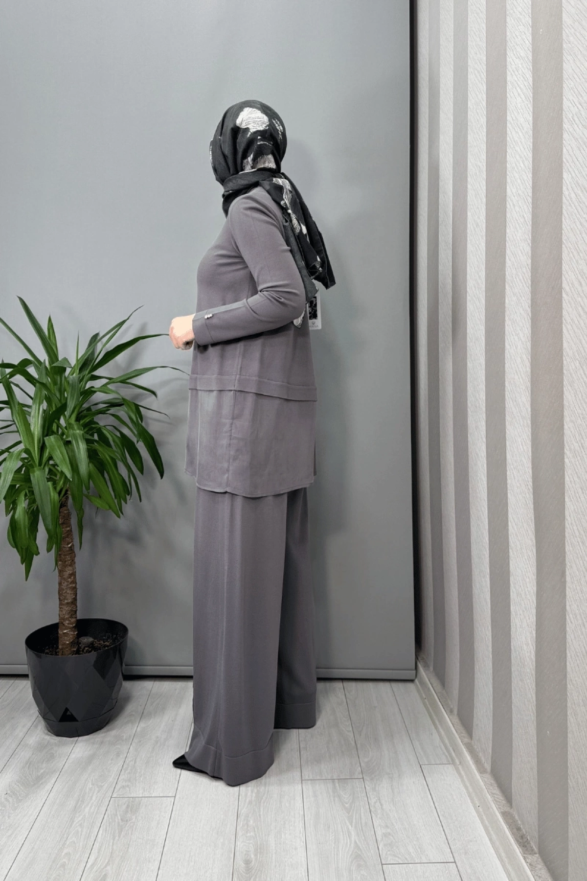 Miss Dalida Etek Ucu Cupro Asimetrik Kesim Triko Tunik Antrasit T25Y-6009
