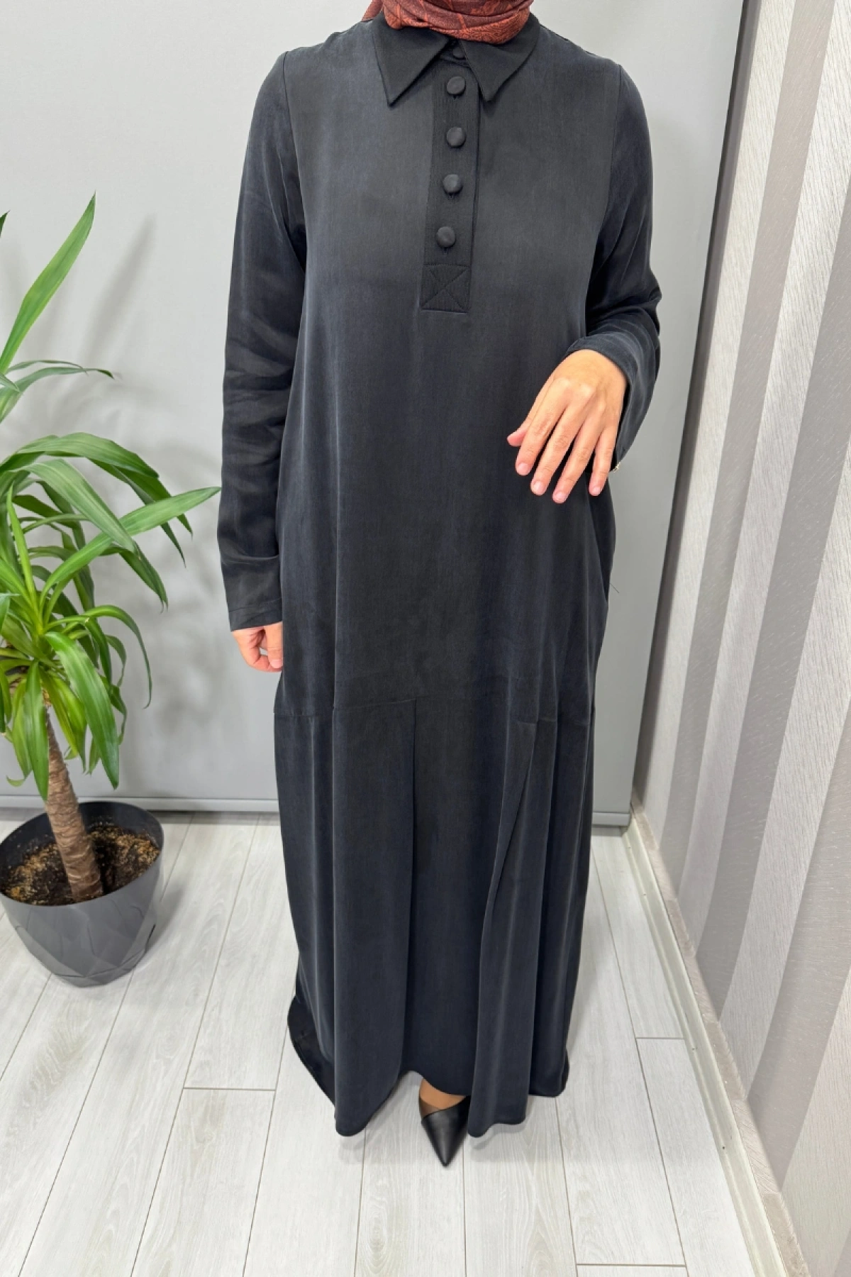 Miss Dalida Gömlek Yaka Cupro Elbise Siyah T26K-4002