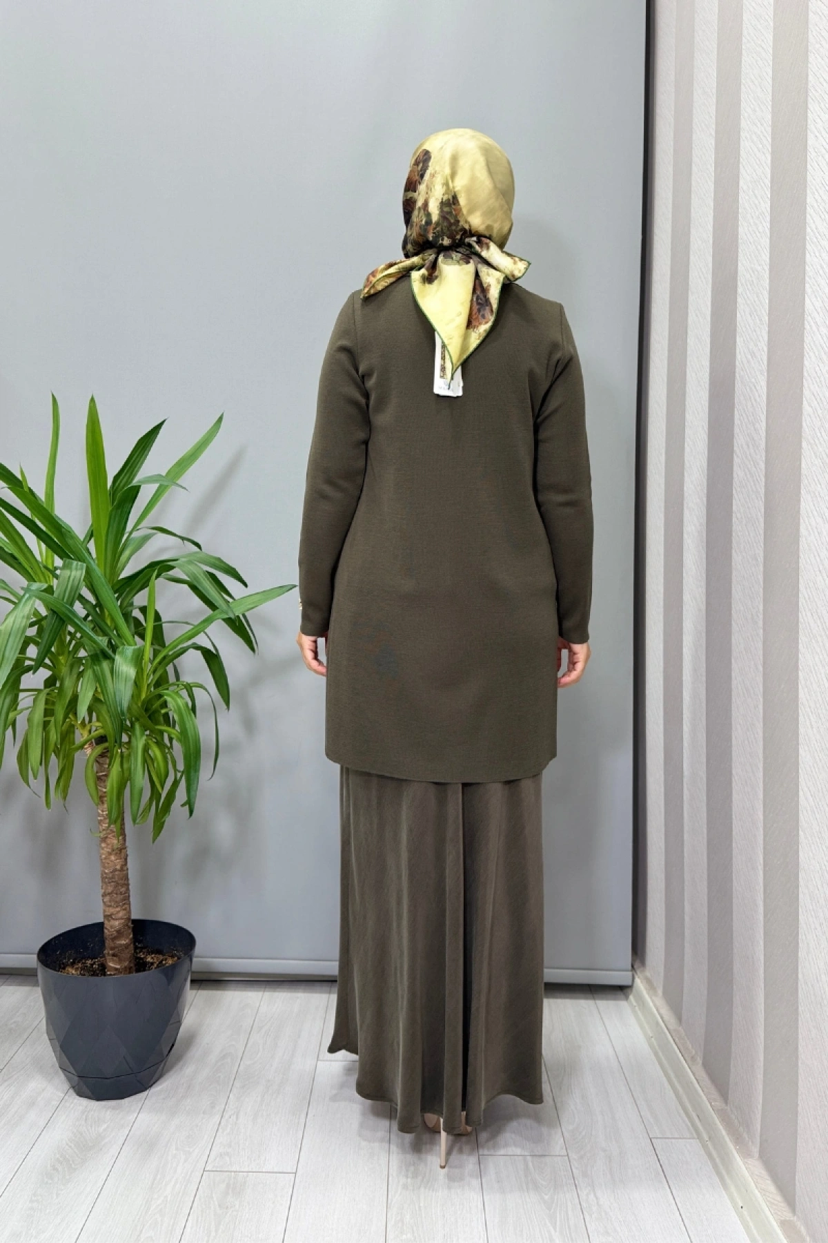 Miss Dalida Gömlek Yaka Fermuar Detaylı Triko Hırka Haki T26K-0001