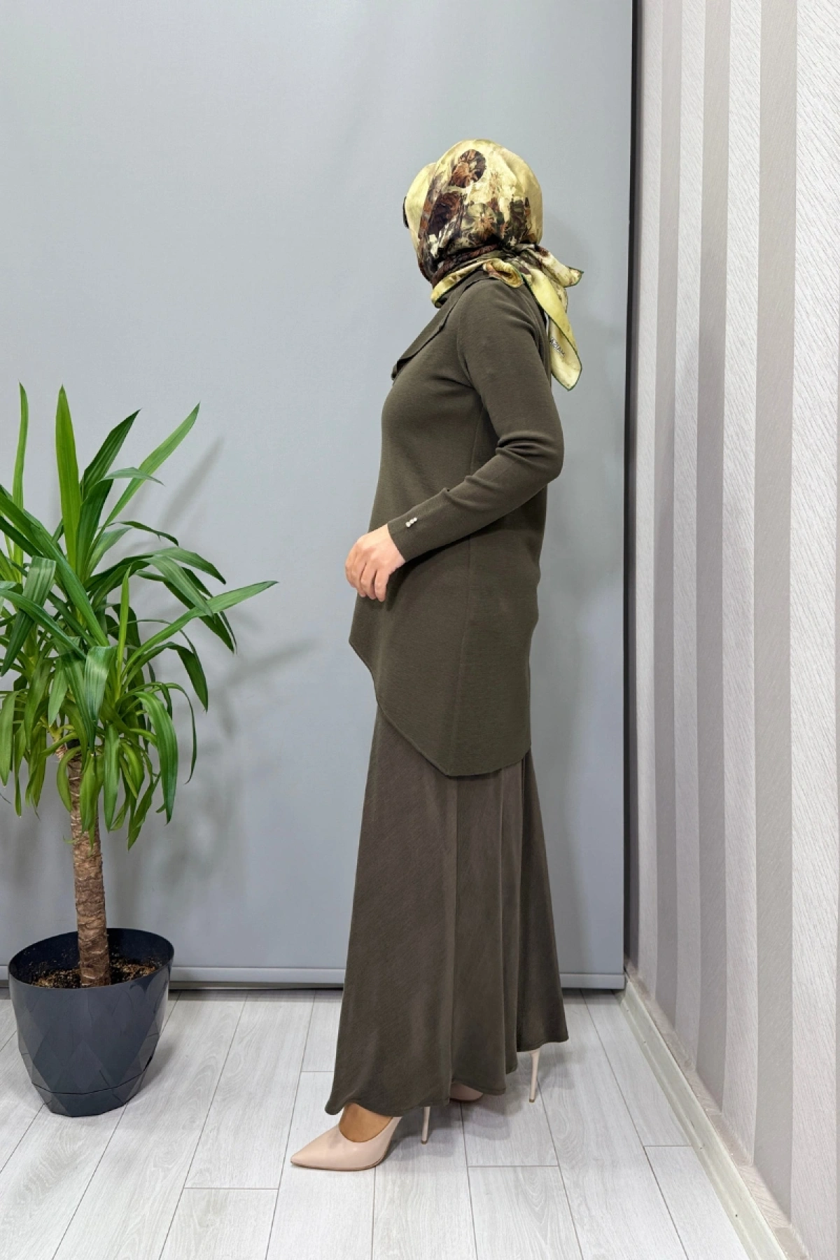 Miss Dalida Gömlek Yaka Fermuar Detaylı Triko Hırka Haki T26K-0001