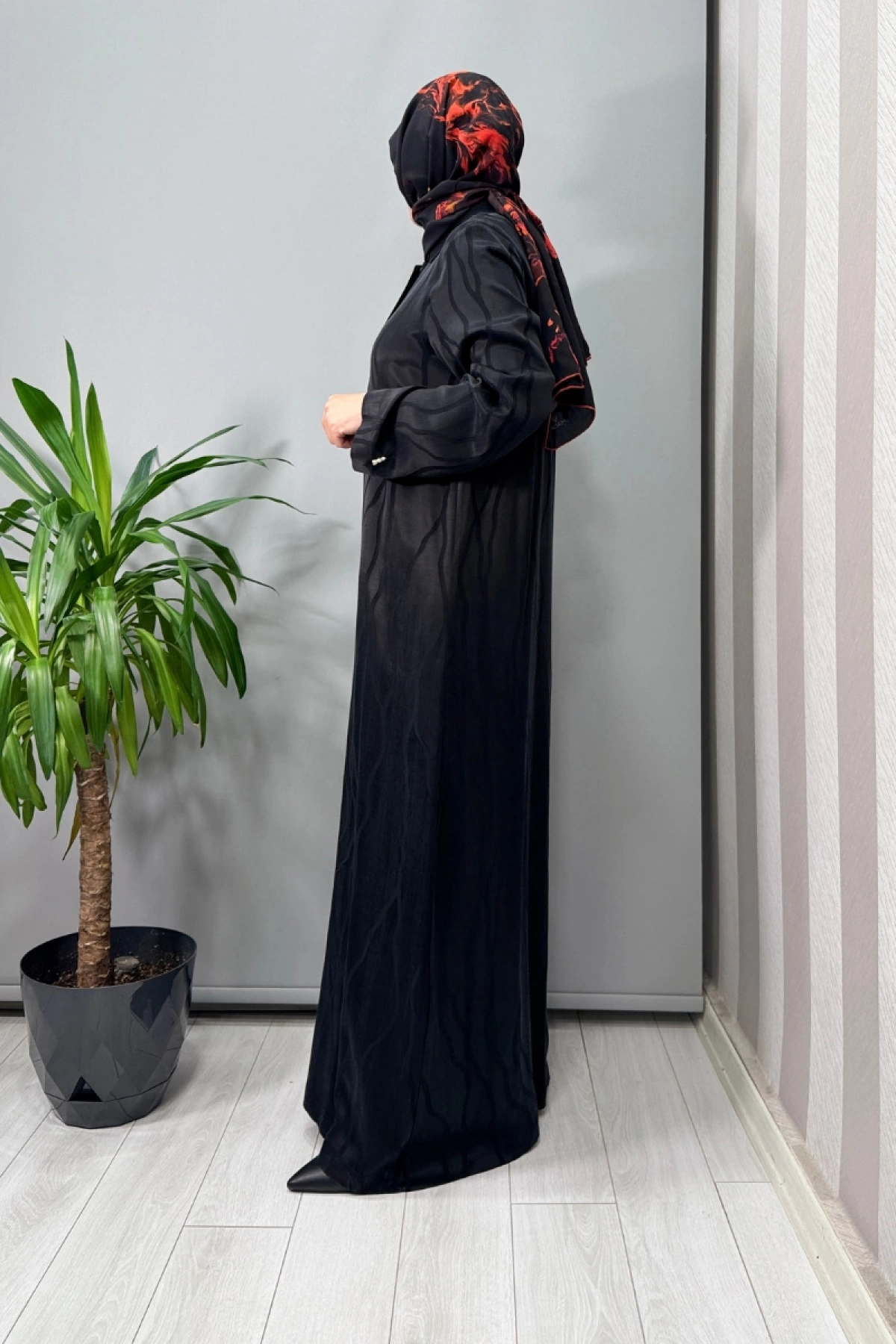 Miss Dalida Gömlek Yaka Jakarlı Cupro Kap Siyah T25Y-8056