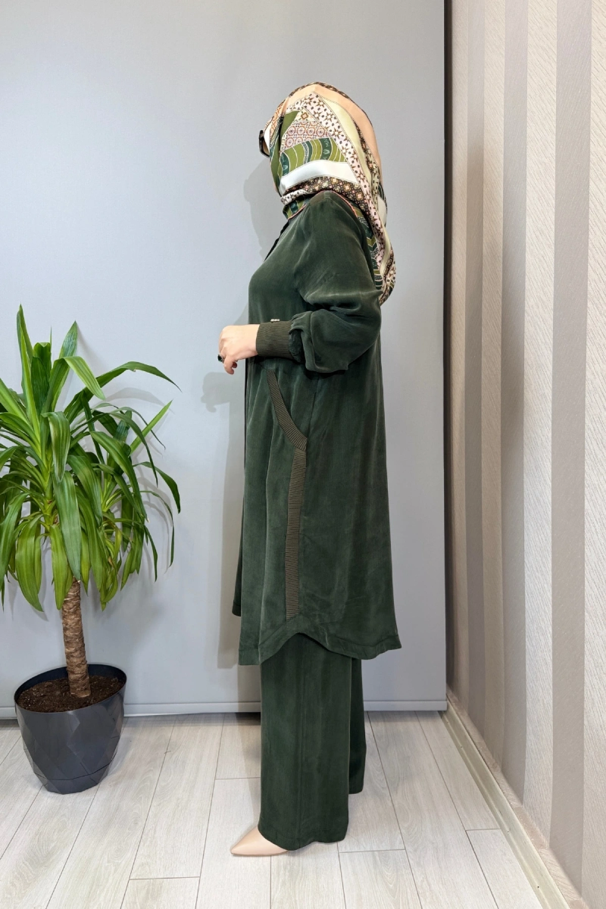 Miss Dalida Hakim Yaka Cepli Cupro Kap Haki T26Y-8008