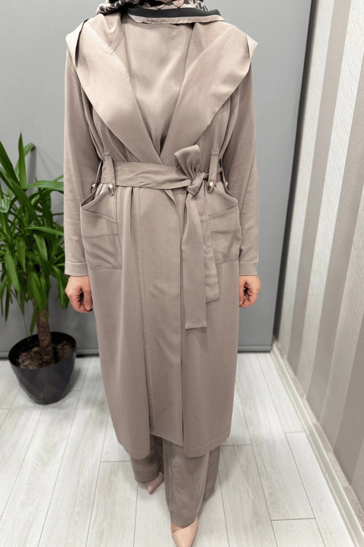 Miss Dalida حزام Kumaş Köprülü Düz Renk Kap Mink T25Y-9010
