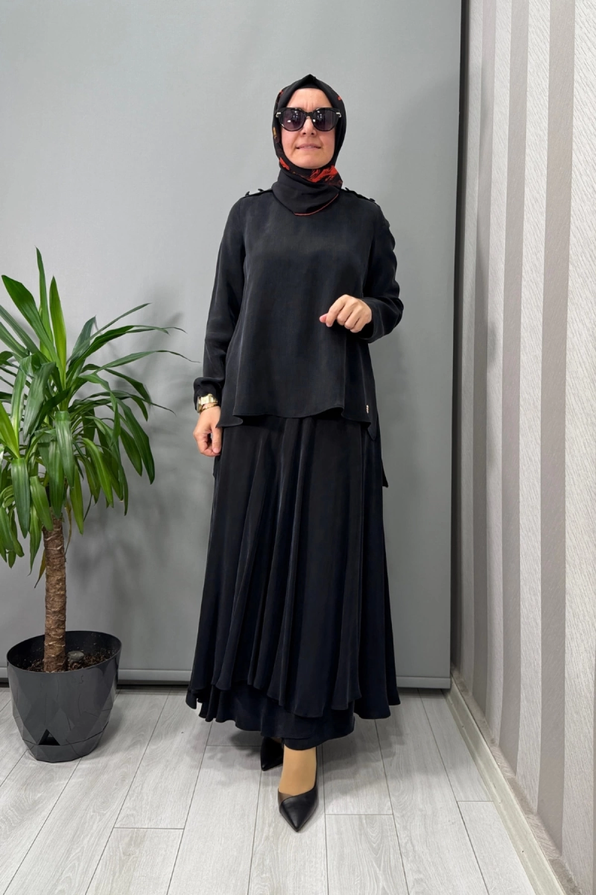 Miss Dalida Omuz Düğme Detaylı Bluz Siyah T25Y-6067