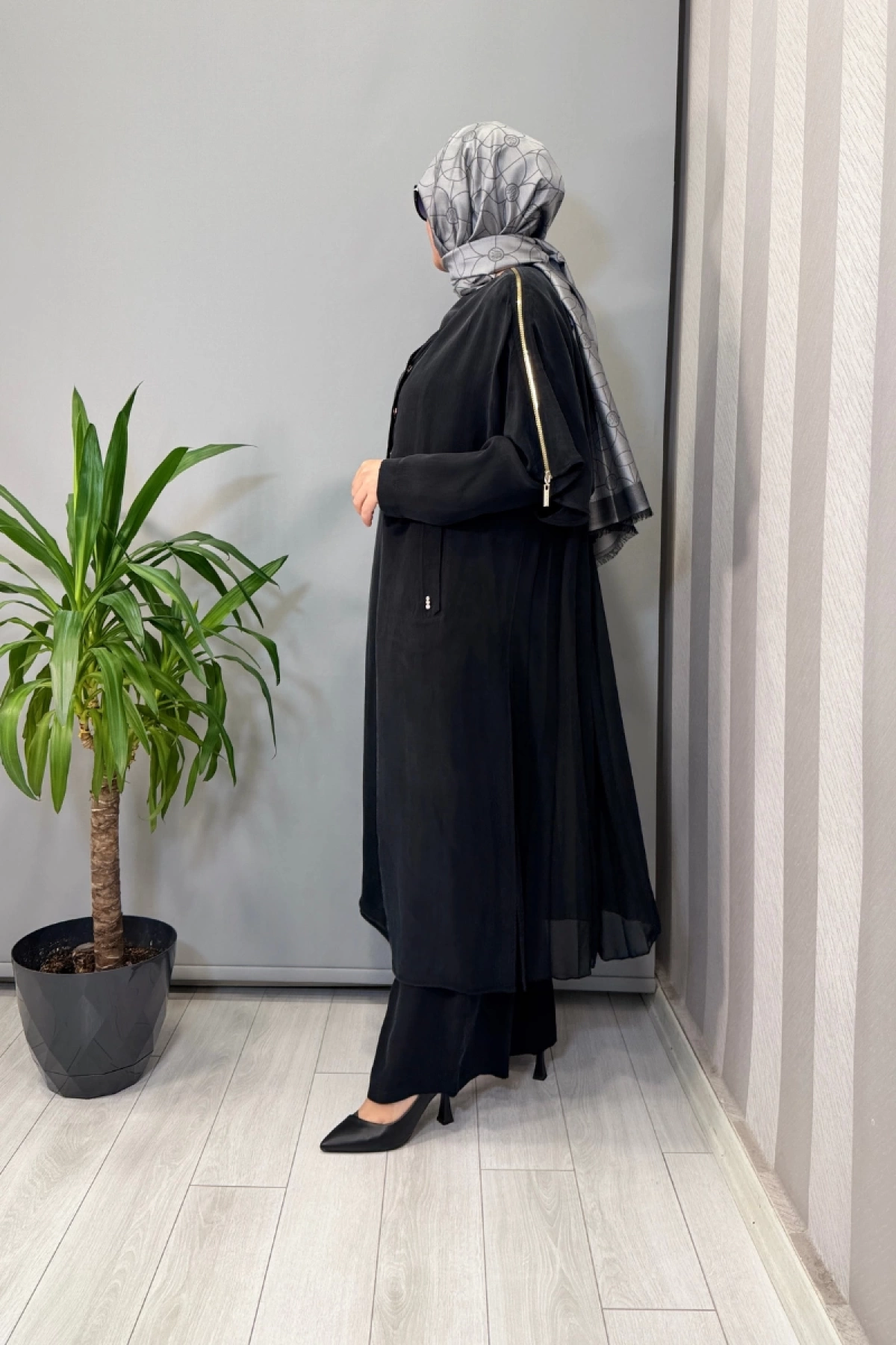 Miss Dalida Omuzu Fermuar Detaylı Ceket Siyah T25Y-8001