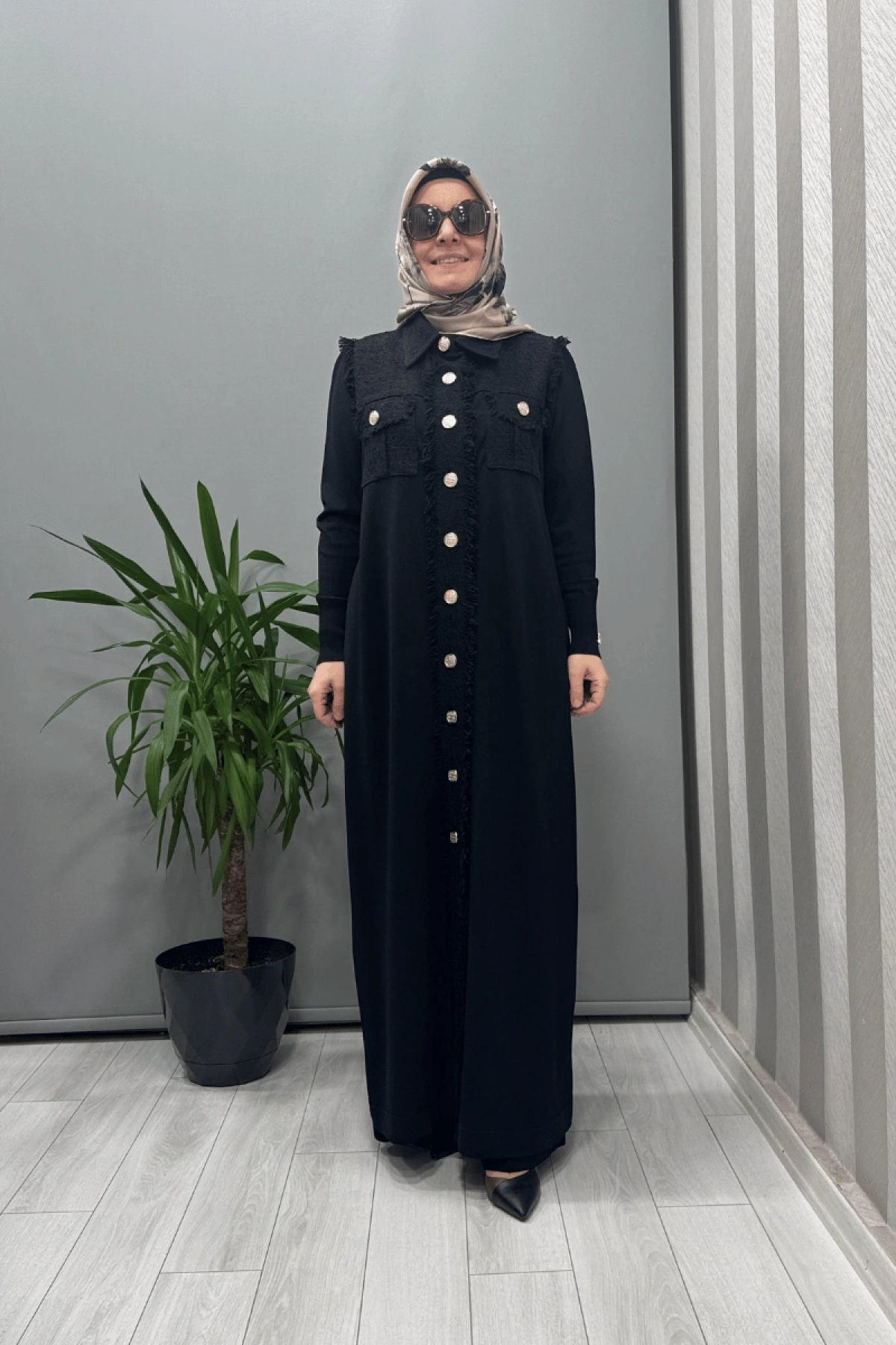 Miss Dalida Püskül ve DÜğme Detaylı Klasik Hırka Siyah T25Y-9016