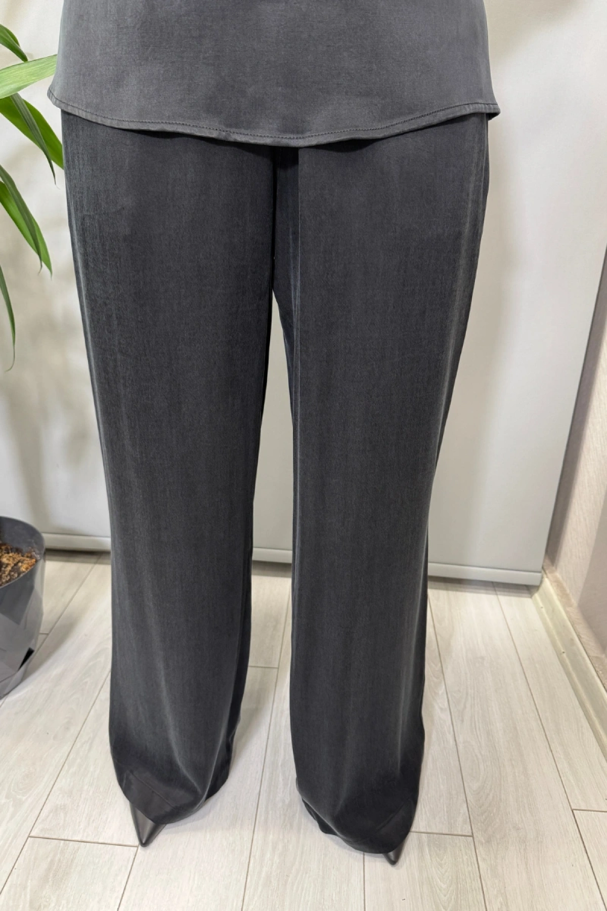 Miss Dalida Triko Detaylı Cupro İpek Pantolon Siyah T26K-7002