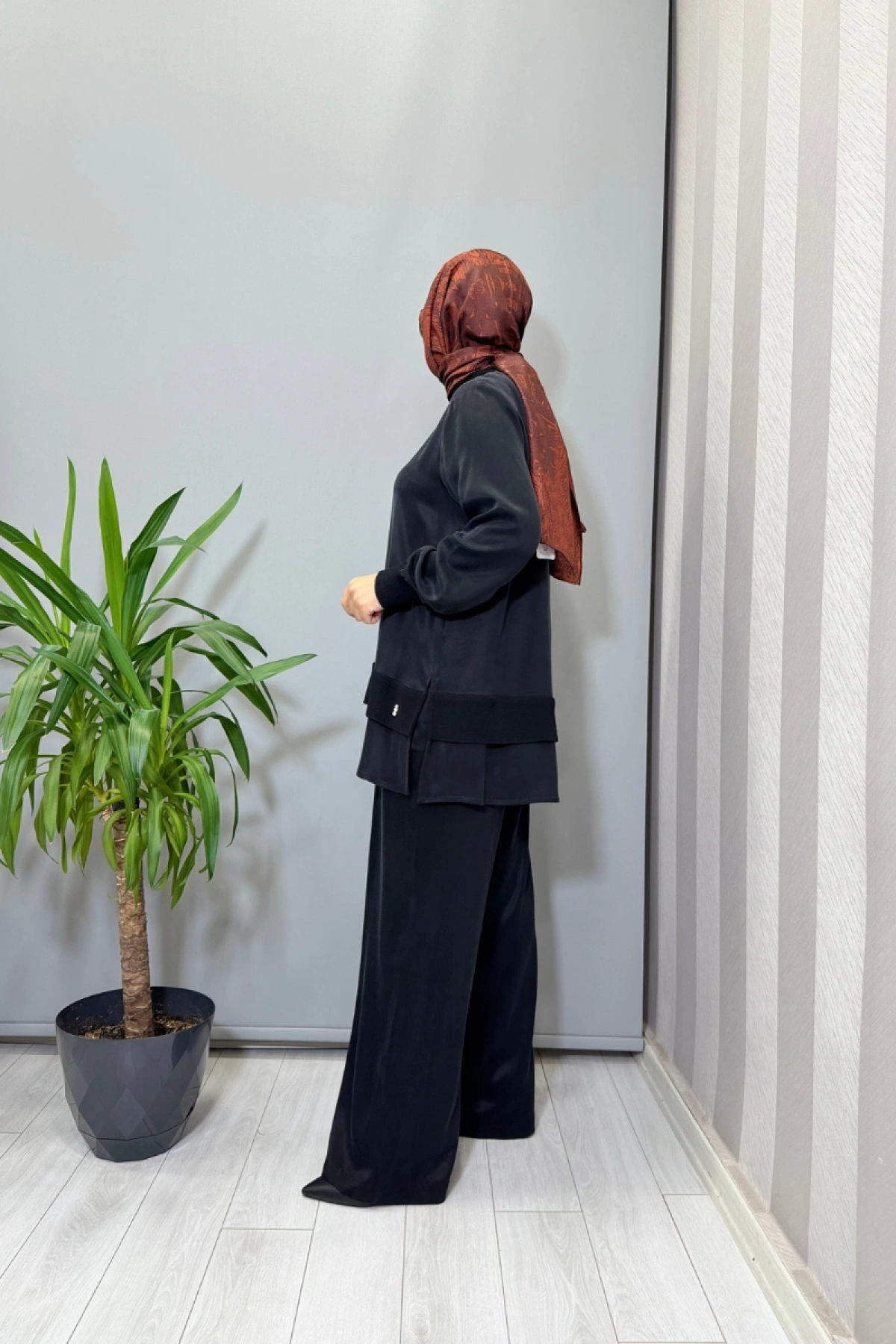 Miss Dalida Triko Detaylı Cupro İpek Pantolon Siyah T26K-7002