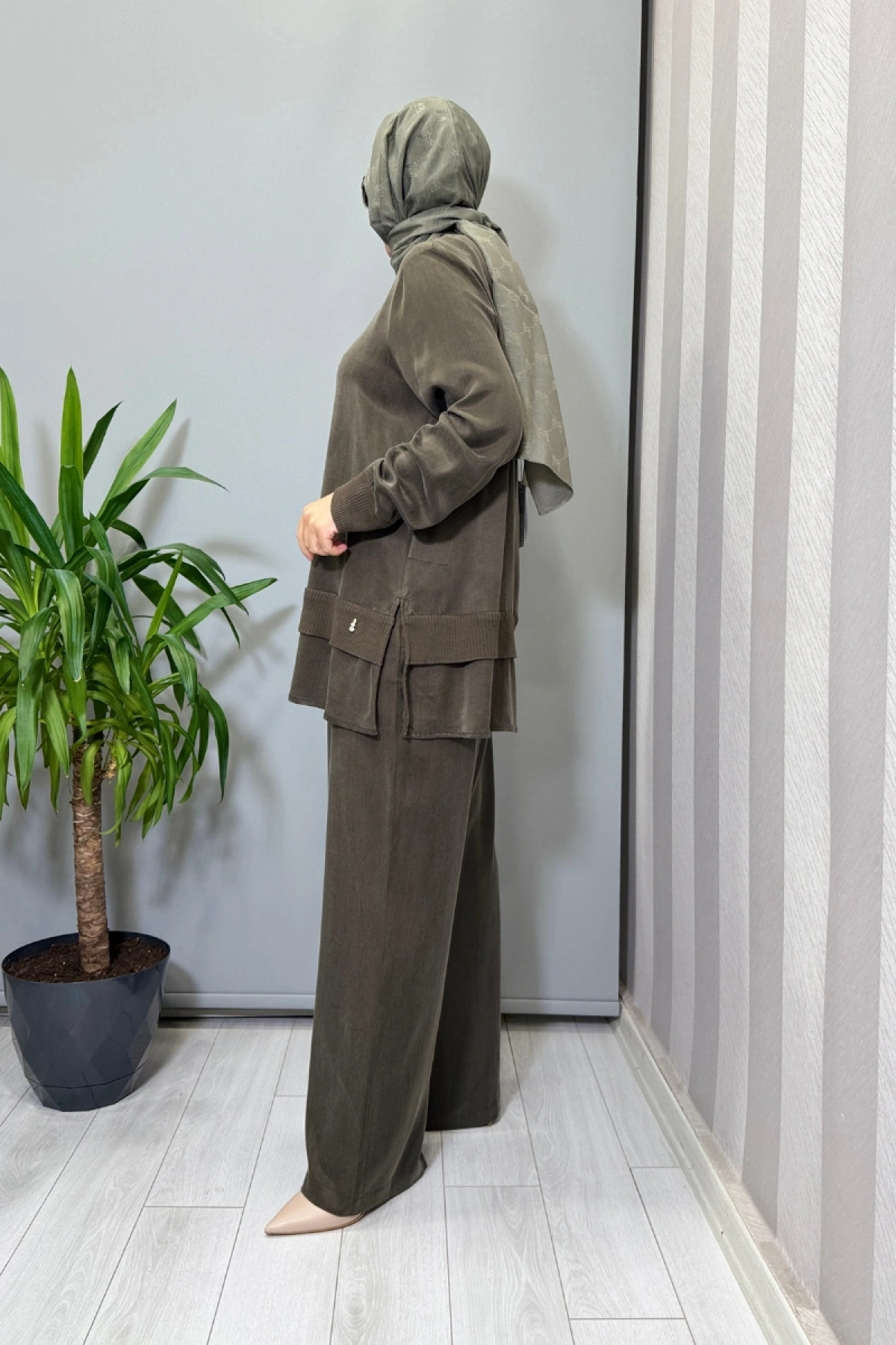 Miss Dalida Triko Detaylı Cupro İpek Tunik Haki T26K-6019