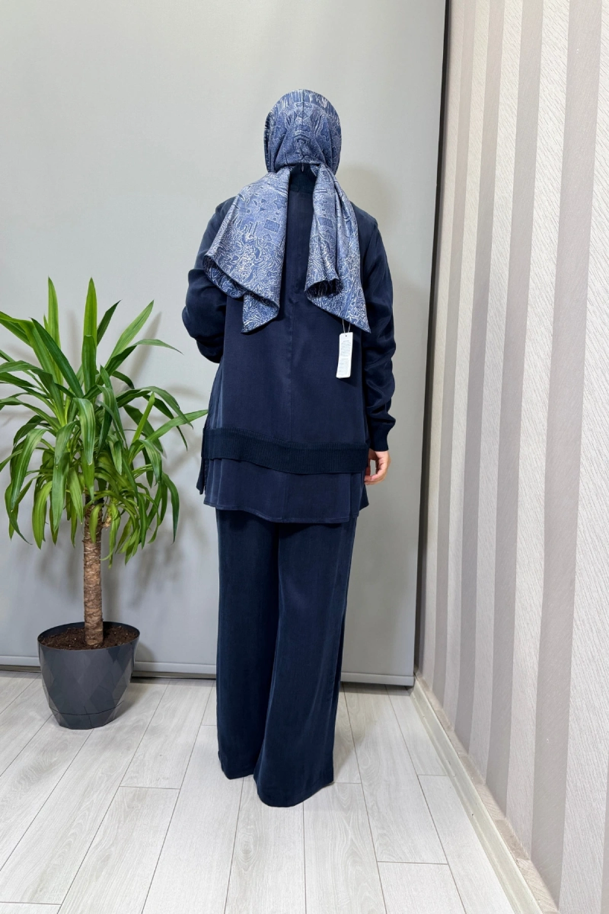 Miss Dalida Triko Detaylı Cupro İpek Tunik Lacivert T26K-6019